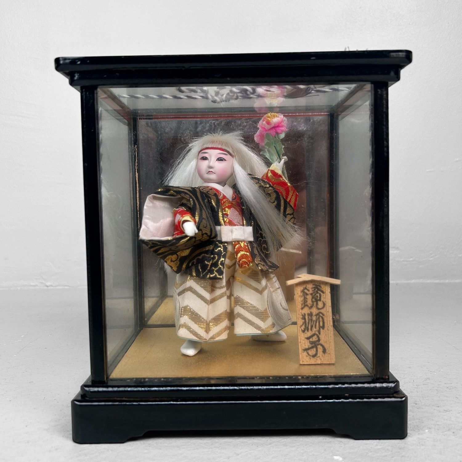 Mid Century Kagamijishi Kabuki-pop – Japan, 1950-1970