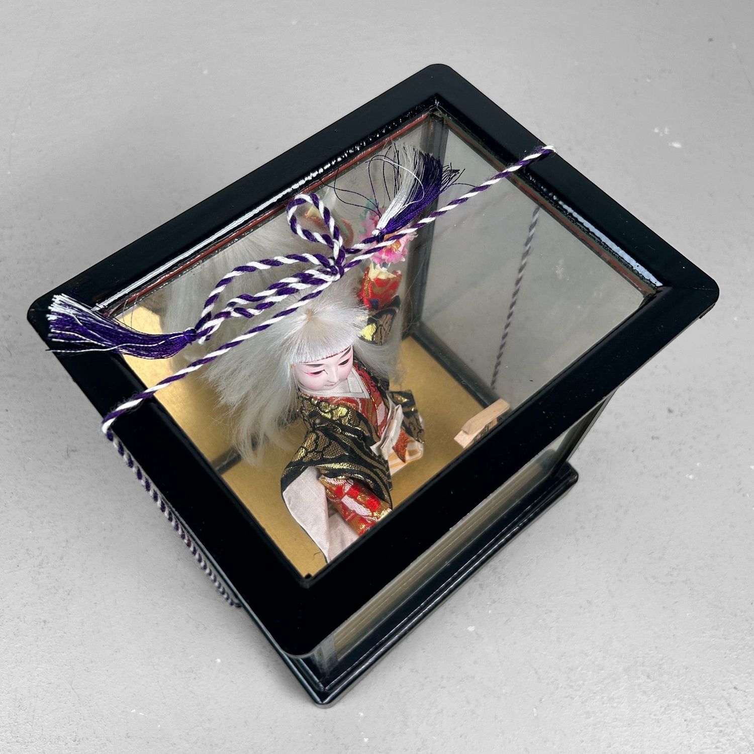 Mid Century Kagamijishi Kabuki-pop – Japan, 1950-1970