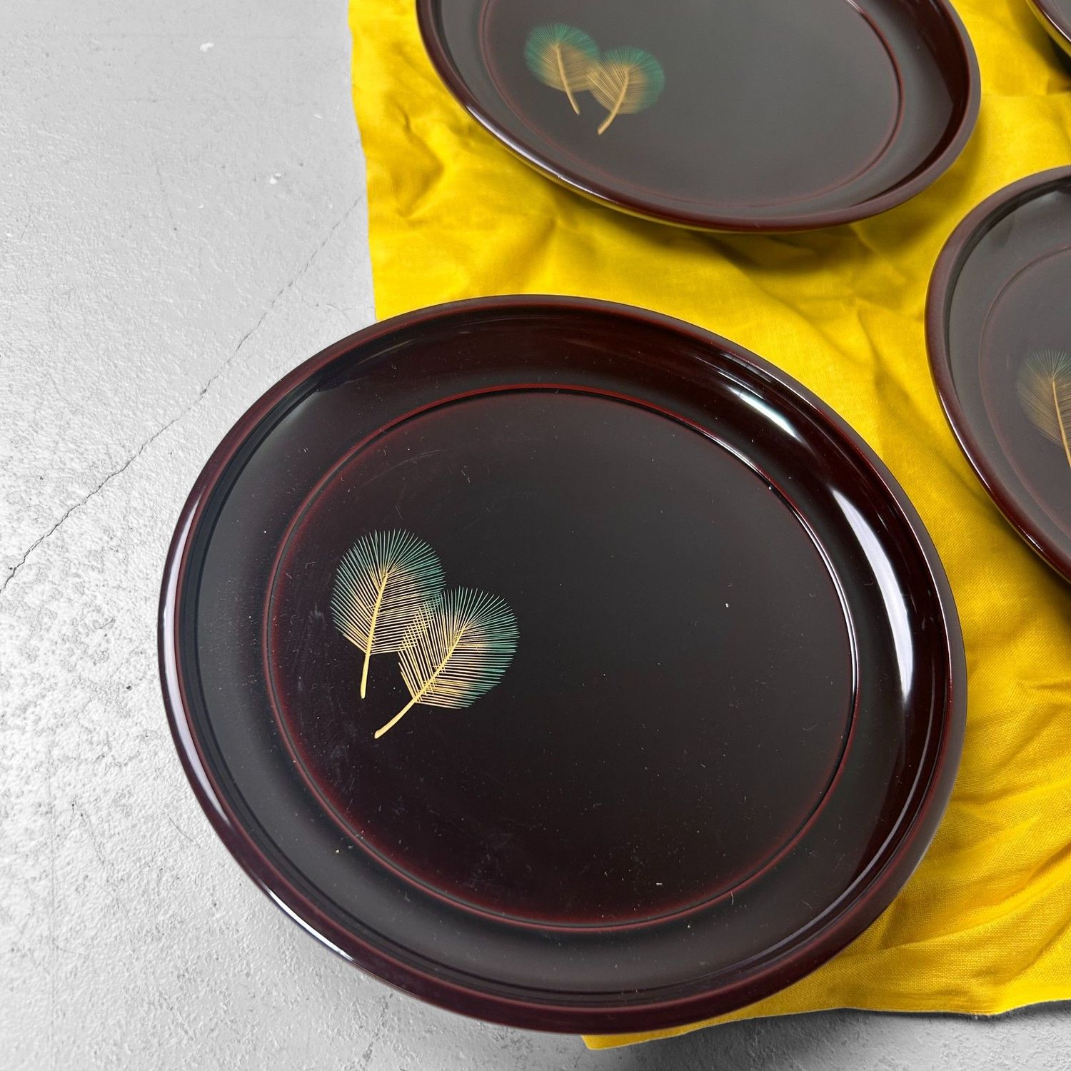 Set of Vintage Urushi Serving Plates – Honshu Urushi, Japan