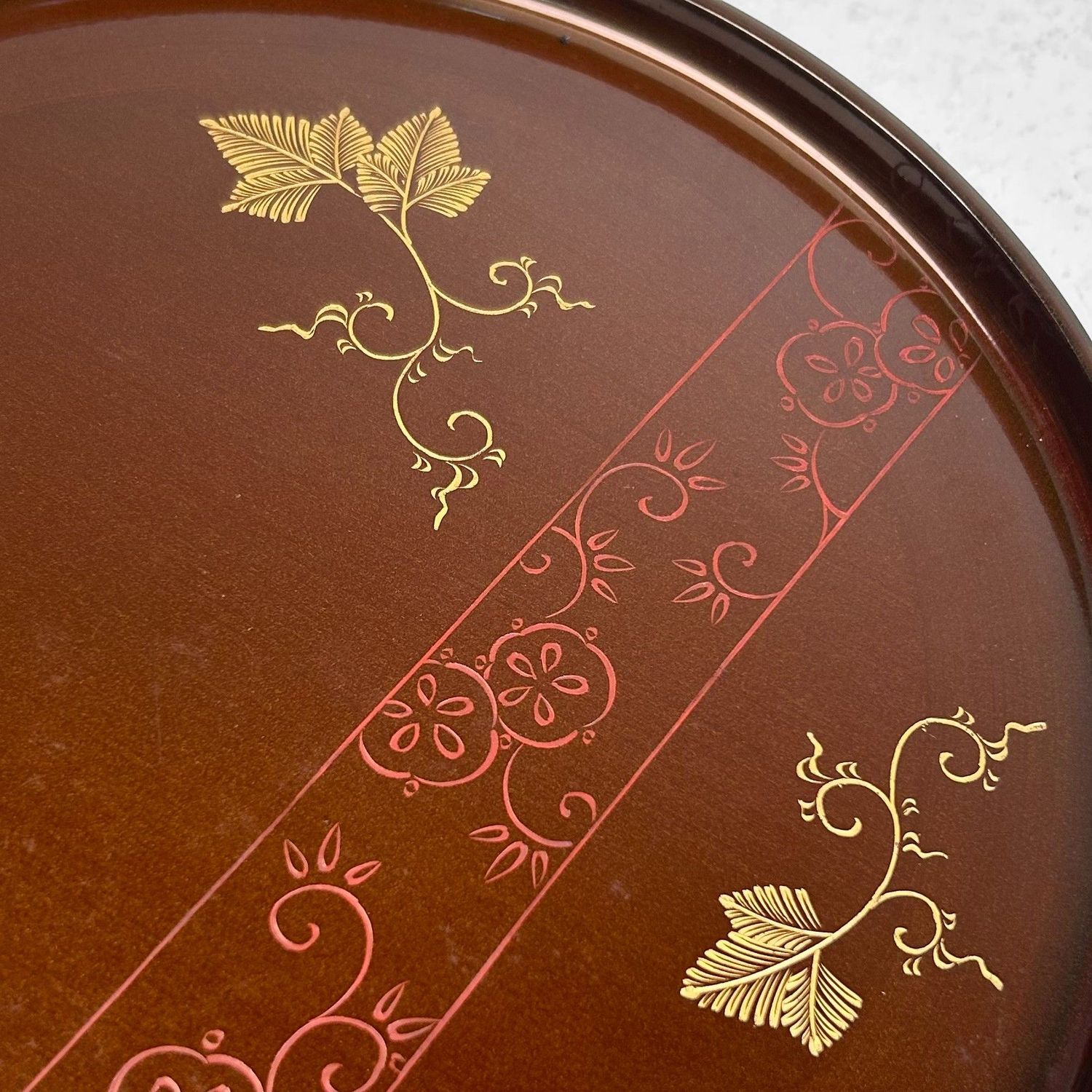 Set Ronde Japanse Urushi Lakwerk Dienbladen, Niigata, 1920s