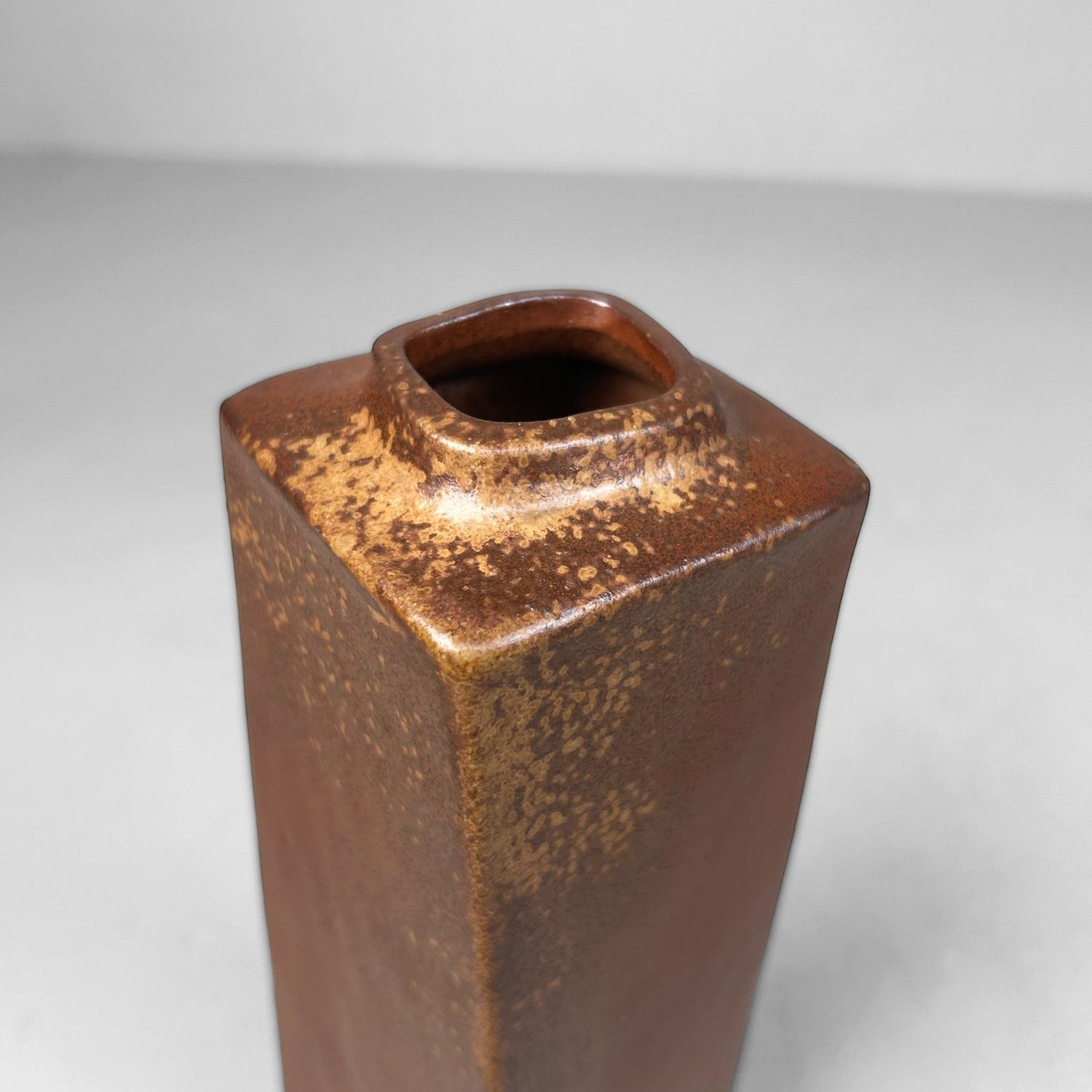 Organic Japanese Bizen Ikebana Vase – 1970s