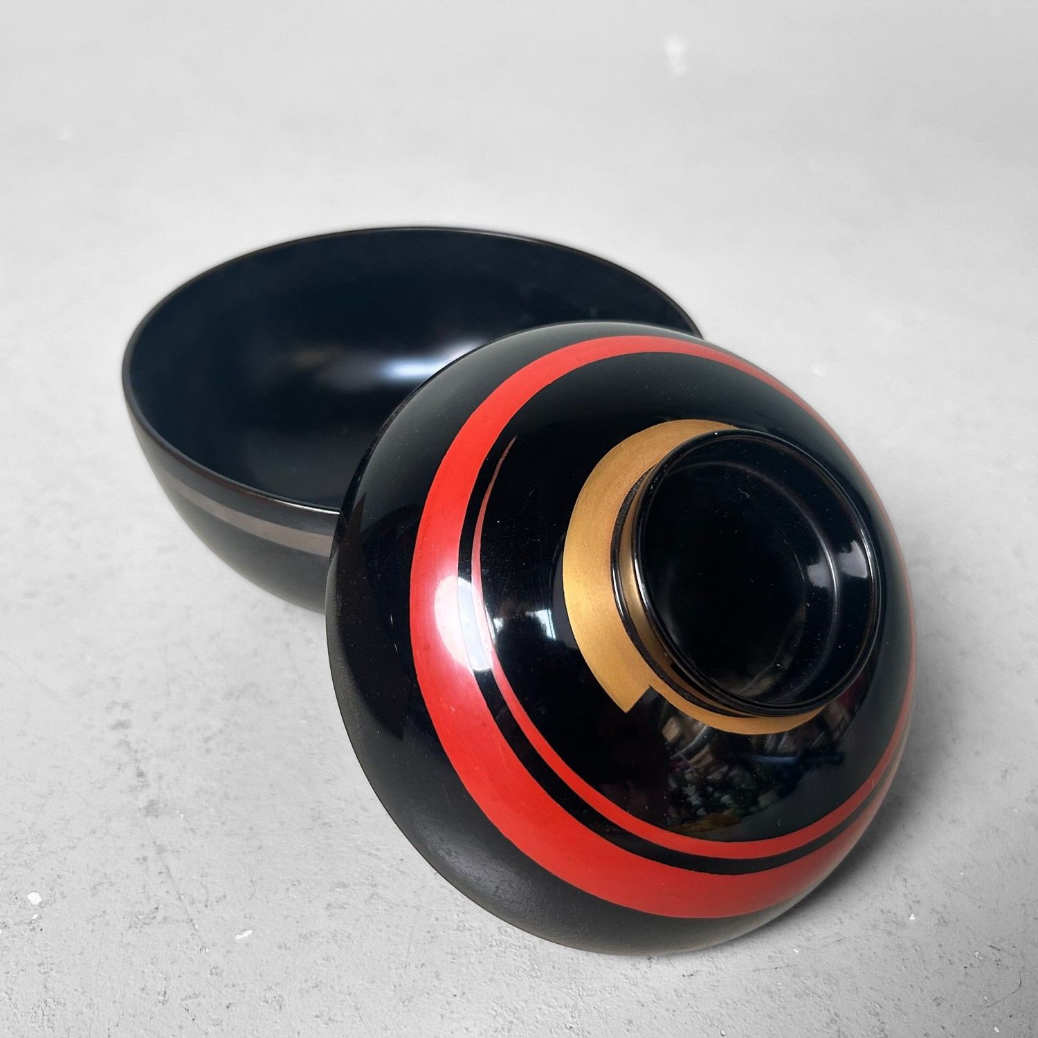 Set of Japanese Lacquerware Bowls – Wajima-nuri, Takasu-dō Ōmukai, 1970s