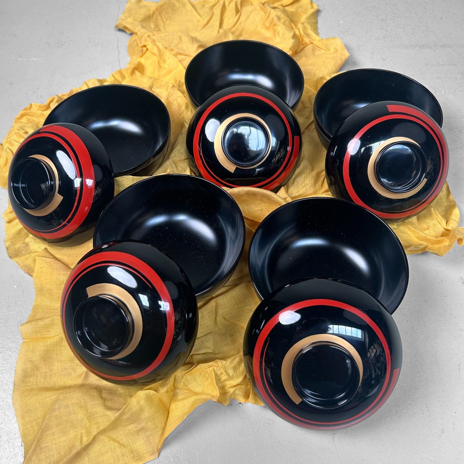 Set of Japanese Lacquerware Bowls – Wajima-nuri, Takasu-dō Ōmukai, 1970s