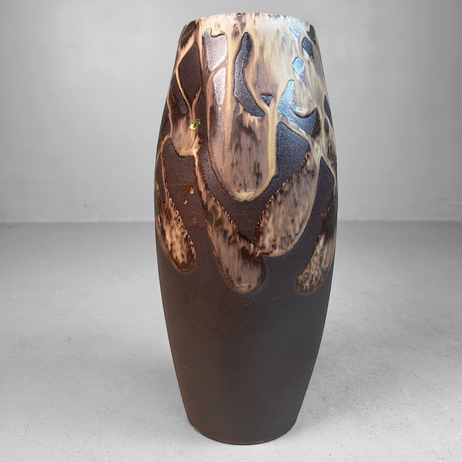 Organic Ikebana Vase with Abstract Glaze – 1970s Organic Ikebana Vase with Abstract Glaze – 1970s