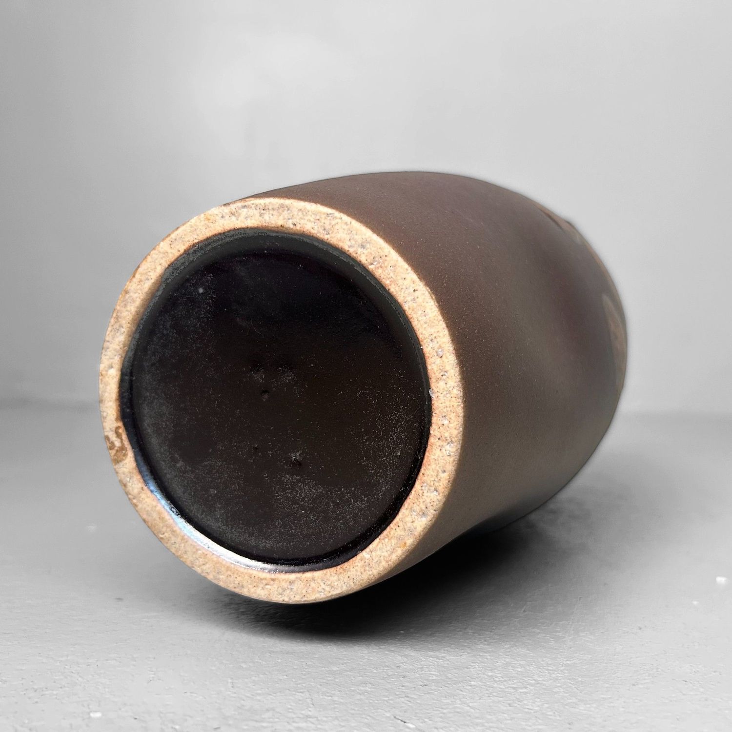 Organic Ikebana Vase with Abstract Glaze – 1970s Organic Ikebana Vase with Abstract Glaze – 1970s