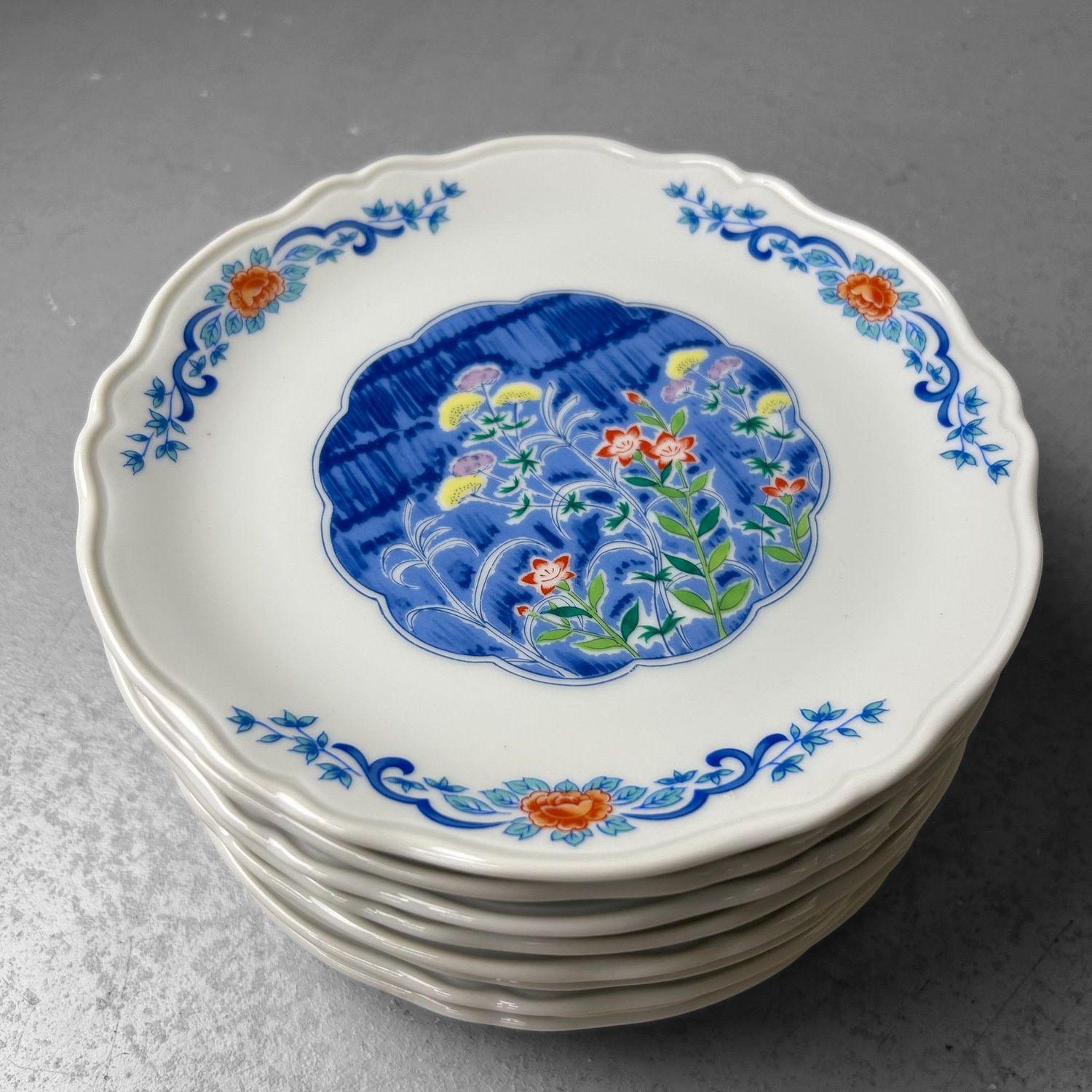 Set of Japanese Porcelain Serving Plates – Mino Ware, 1980s