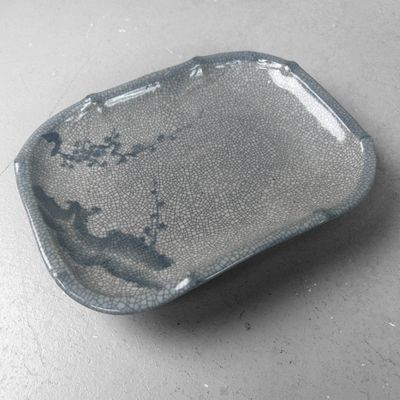Japanese Craquelé Ceramic Dish with Sakura Design– 1920–1940