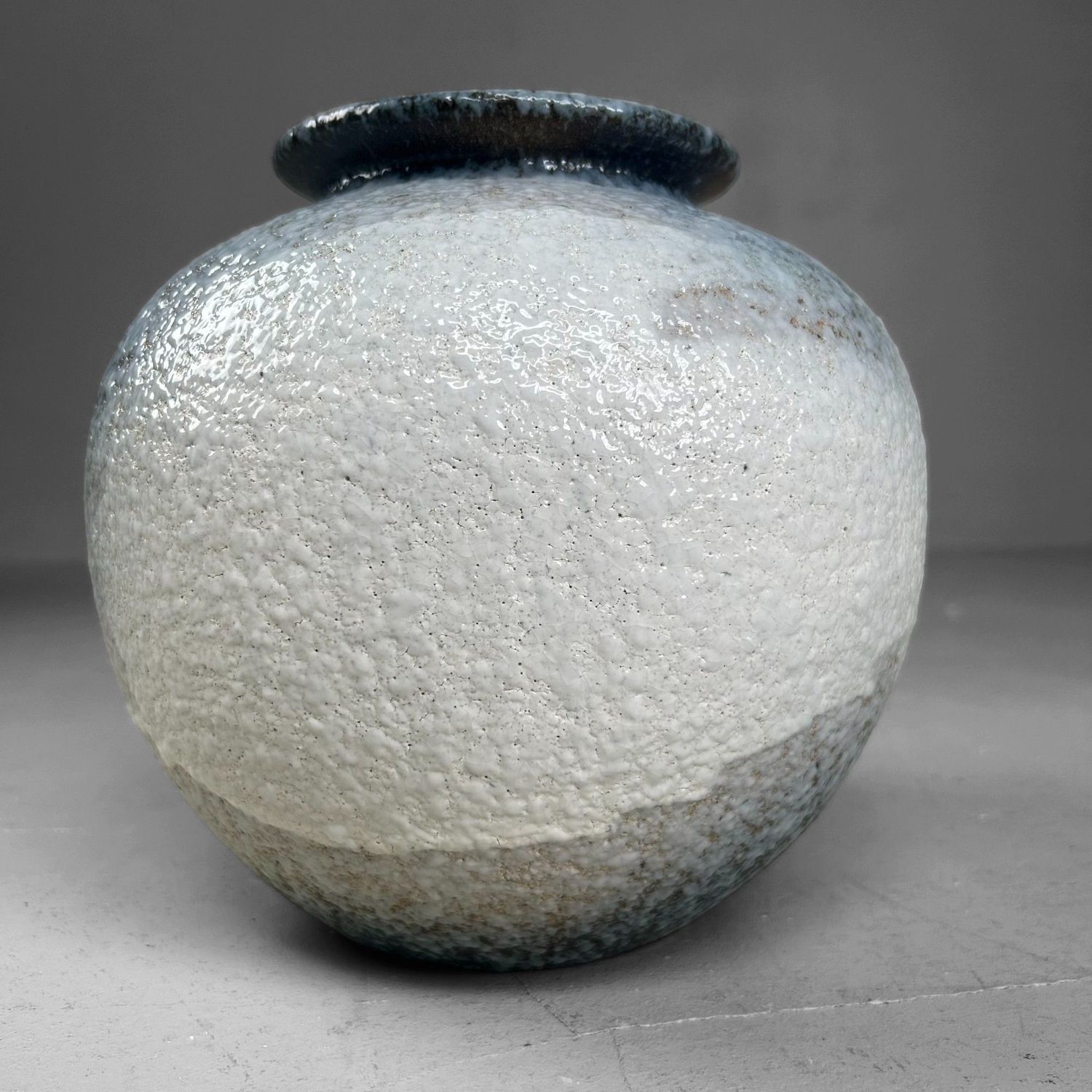 Japanse Shigaraki Bloemenvaas met Sakura-decor – 1970s