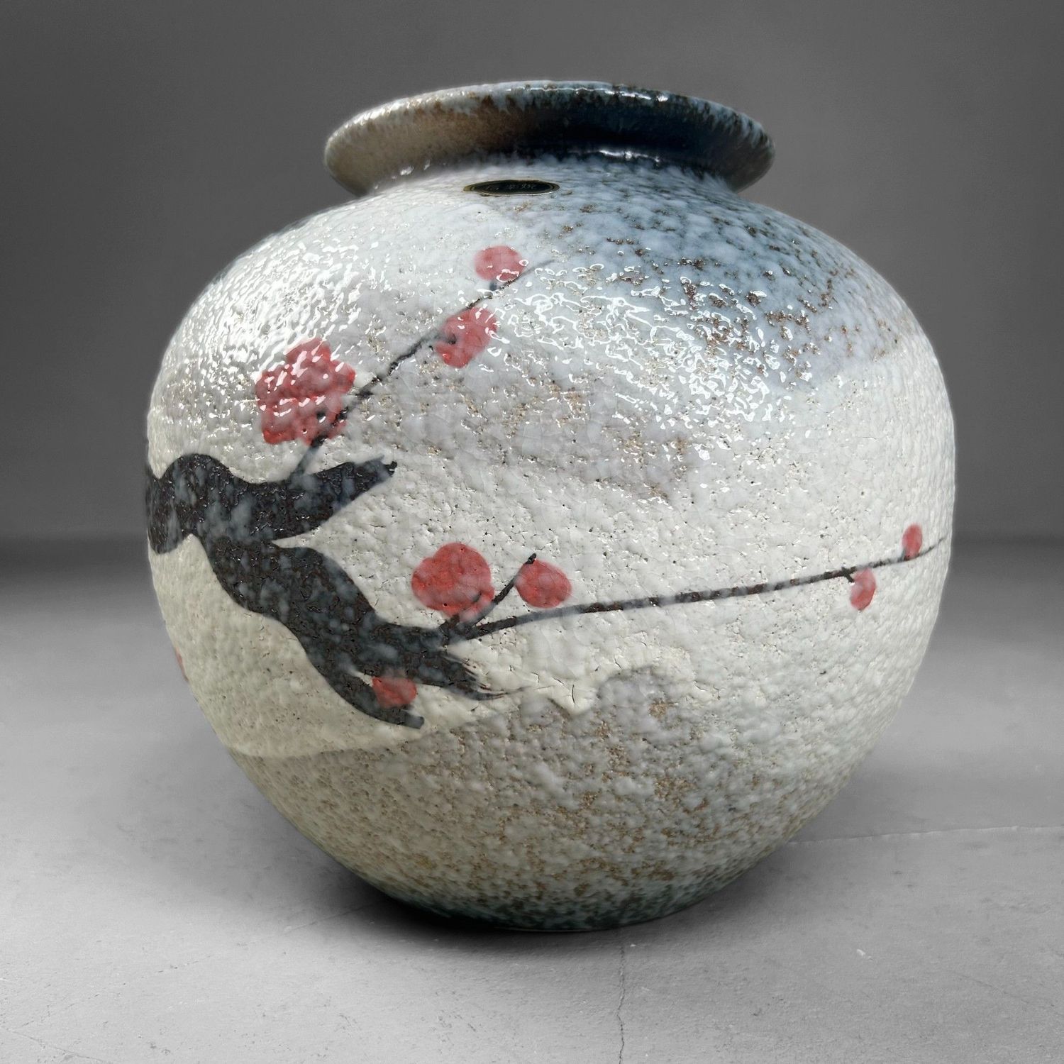 Japanse Shigaraki Bloemenvaas met Sakura-decor – 1970s