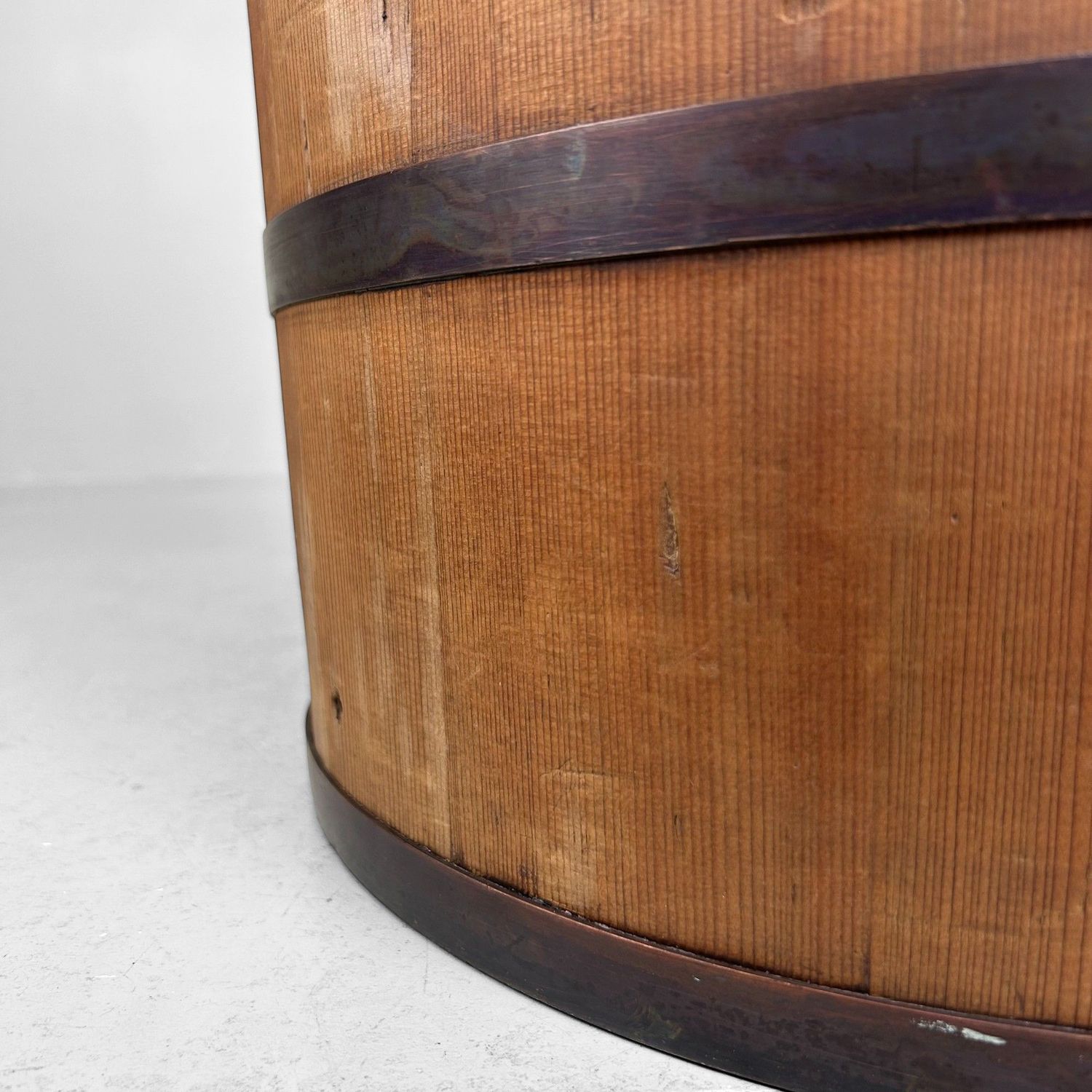 Japanese Wooden Bucket (Tsukemono-oke) with Lid – 1940s