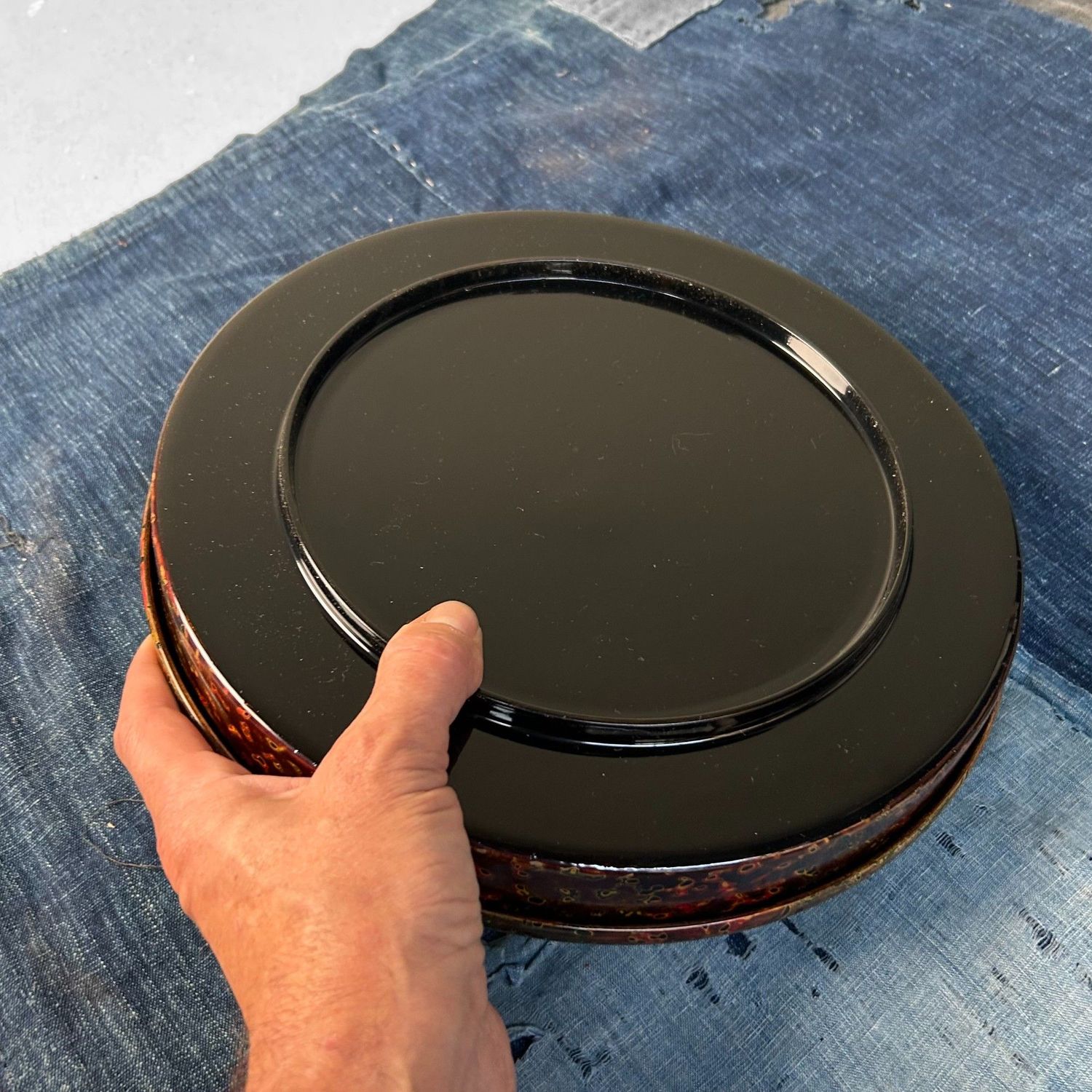 Vintage Japanese Serving Dish – Tsugaru-nuri Lacquer Technique, 1960s