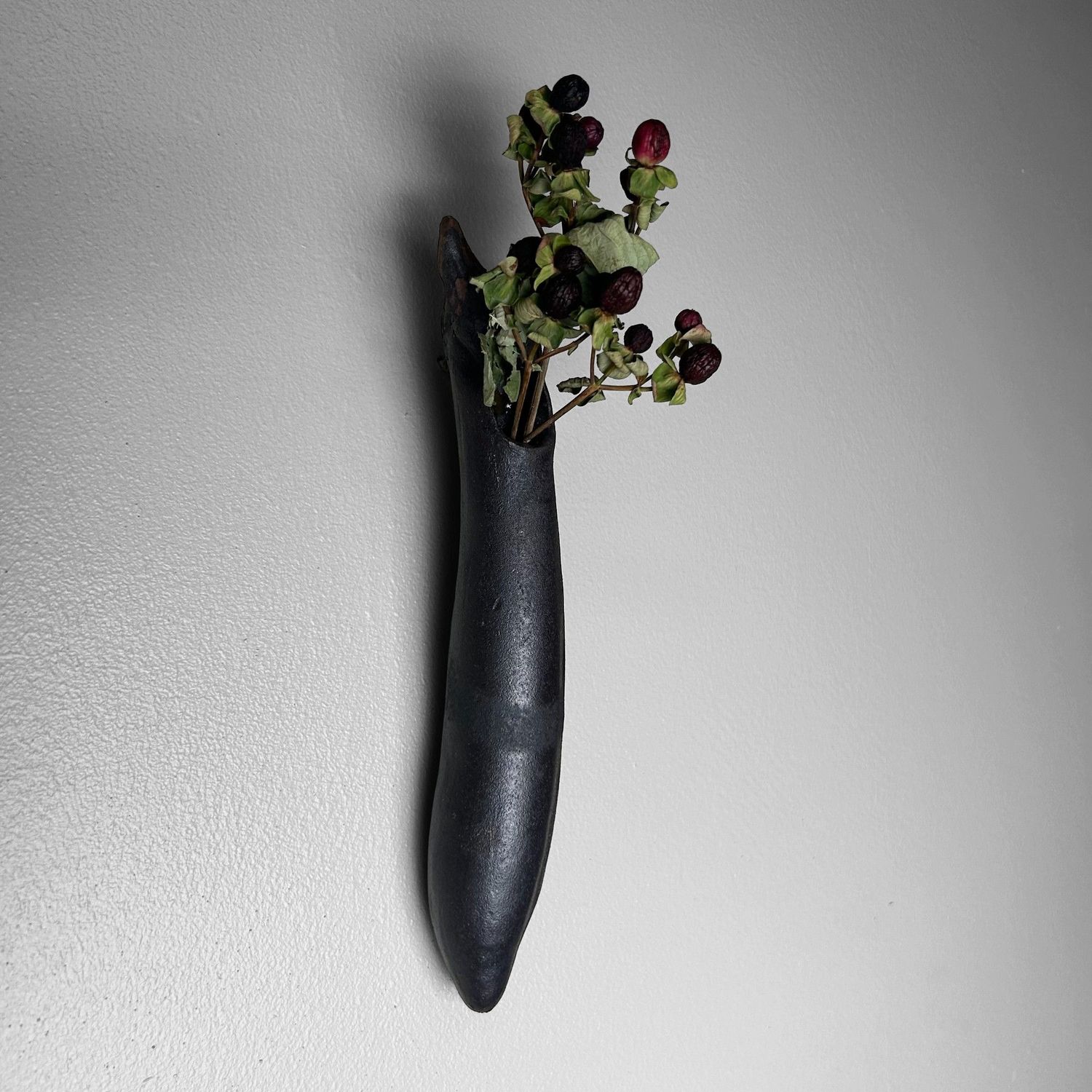 Japanese Ikebana Wall Vase, “Nasu” – Metal, 1960s