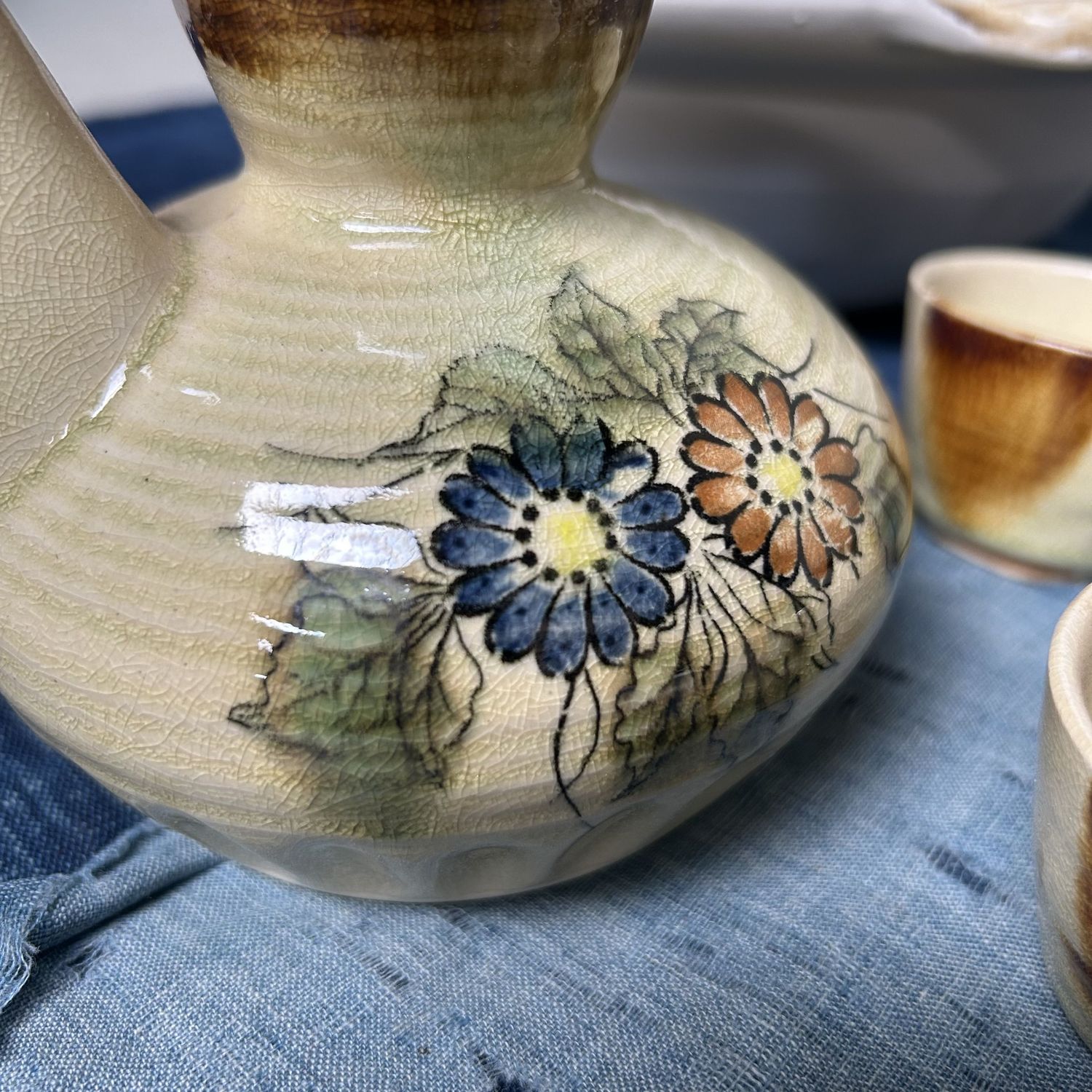 Vintage Japanese Ceramic Set – Donabe (Hotpot) & Sake Set, 1970s