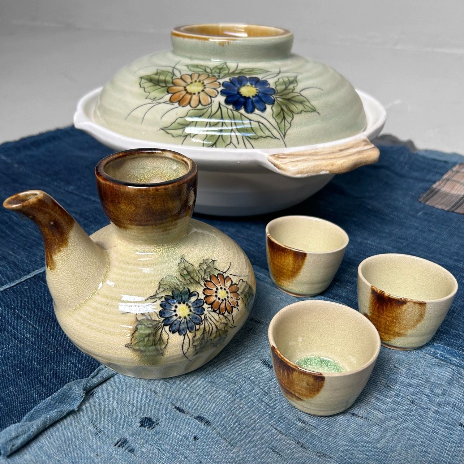 Vintage Japanese Ceramic Set – Donabe (Hotpot) & Sake Set, 1970s