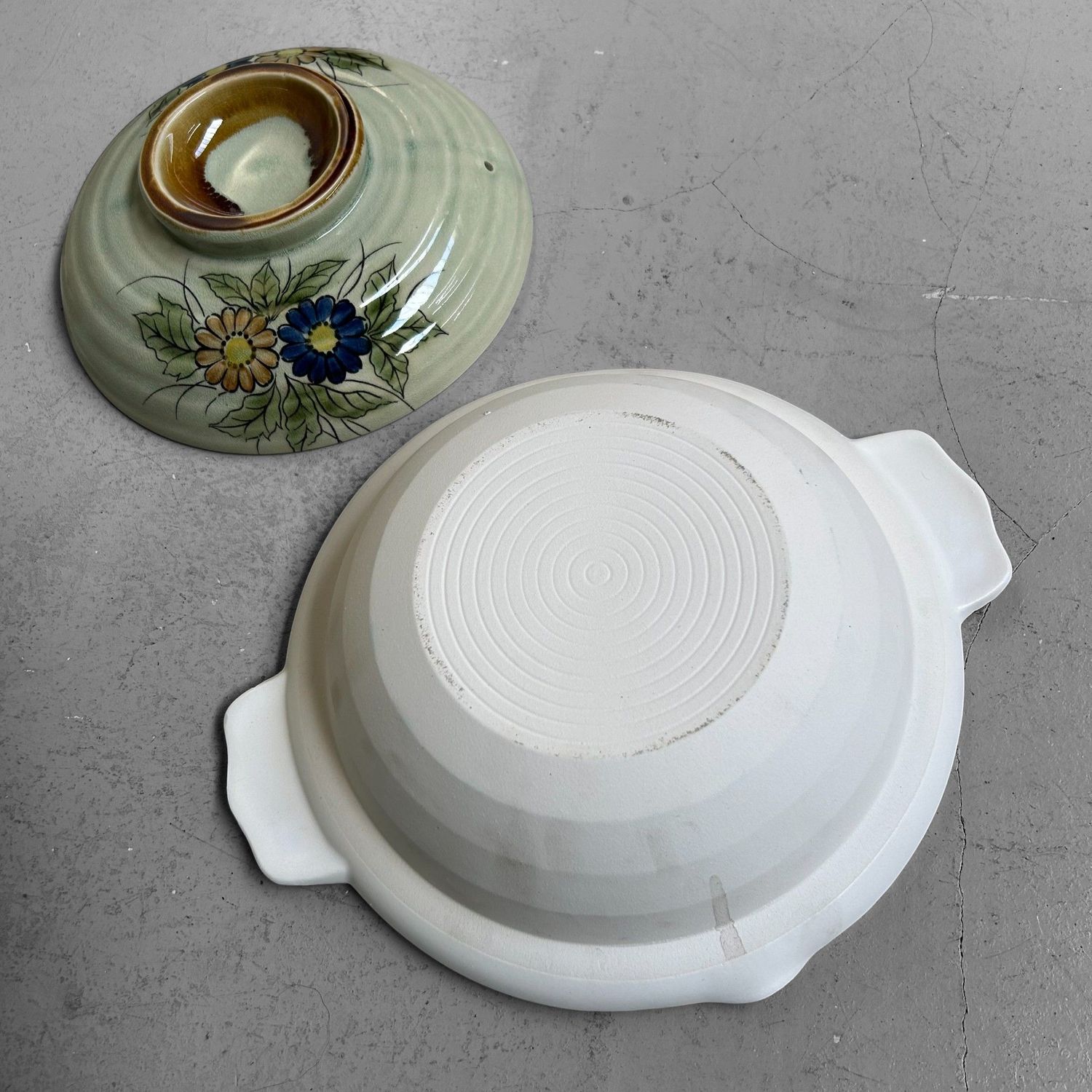 Vintage Japanese Ceramic Set – Donabe (Hotpot) & Sake Set, 1970s