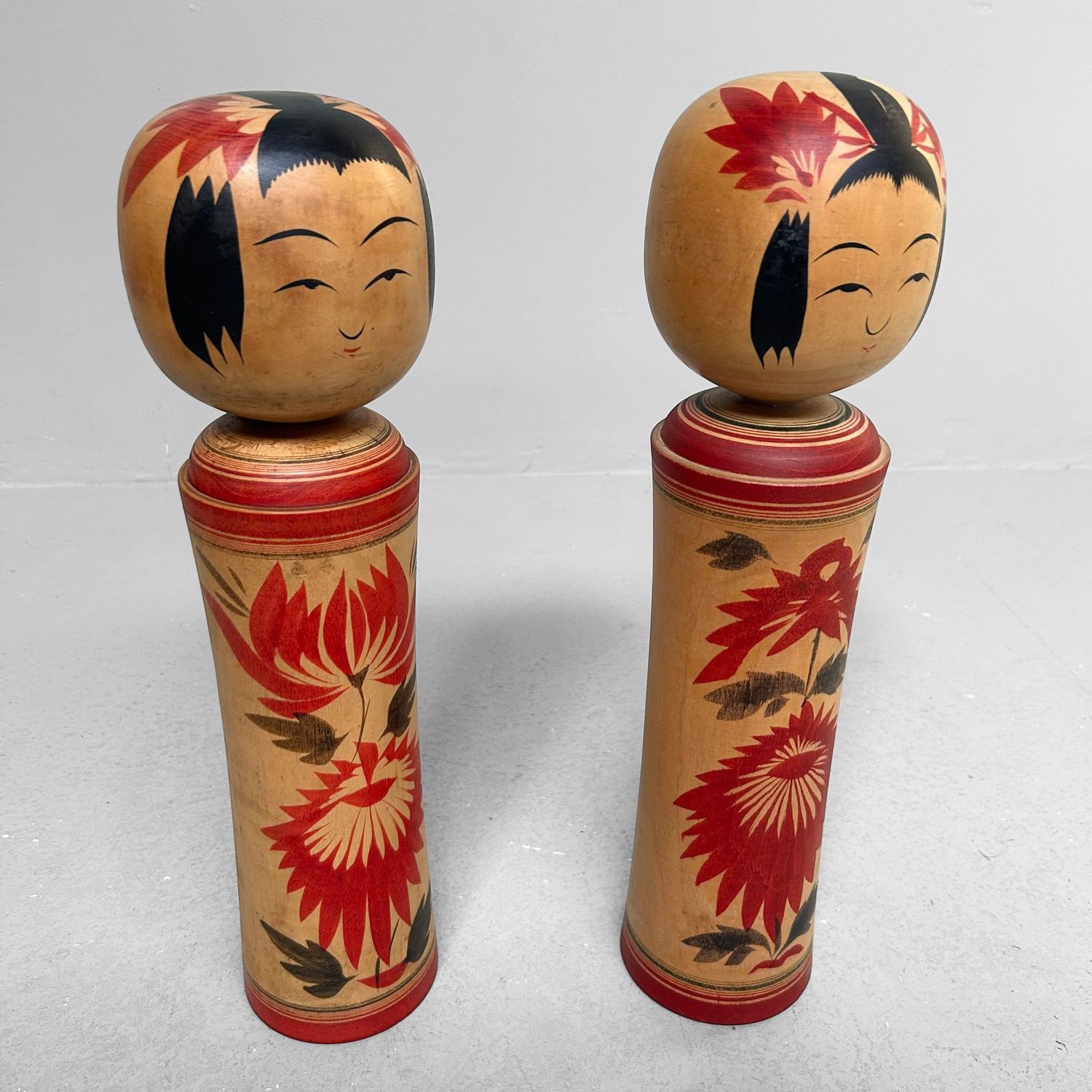 Groot Traditioneel Kokeshi-paar – Naruko-school, Okazaki, 1960s