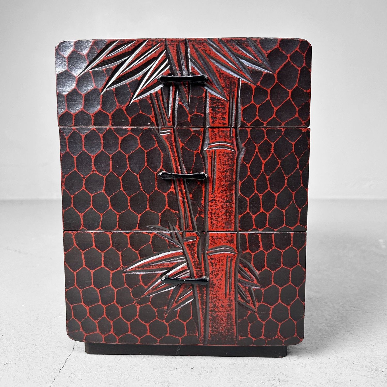 Vintage Kamakura-bori Haribako “Bamboo” – Japanese Jewelry Chest, 1960s
