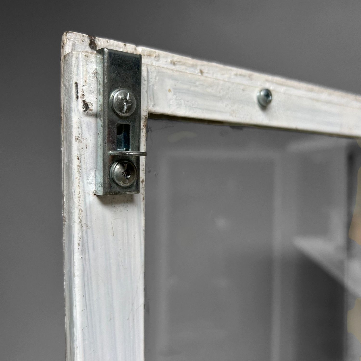 Vintage Doctor’s Cabinet / Display Cabinet, East Germany, 1950s