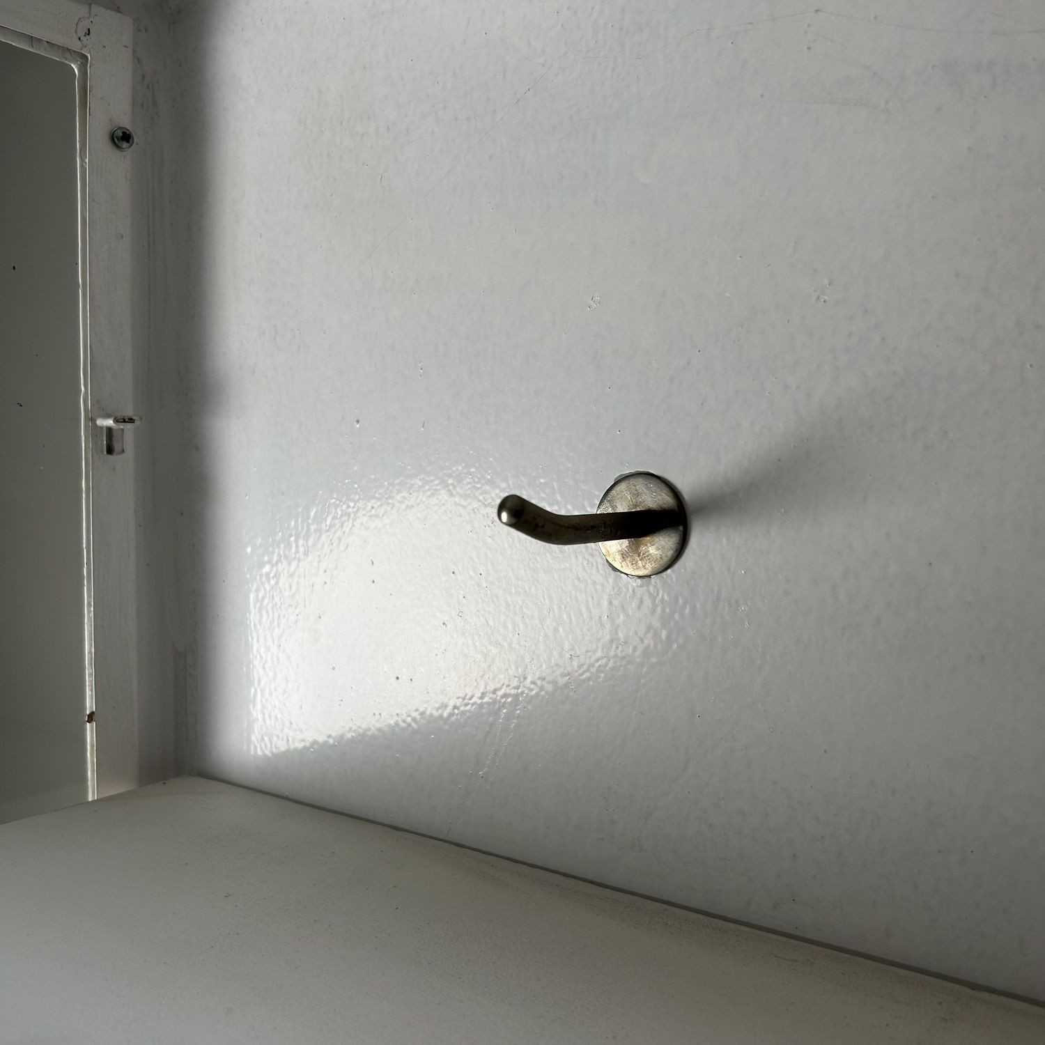 Vintage Doctor’s Cabinet / Display Cabinet, East Germany, 1950s