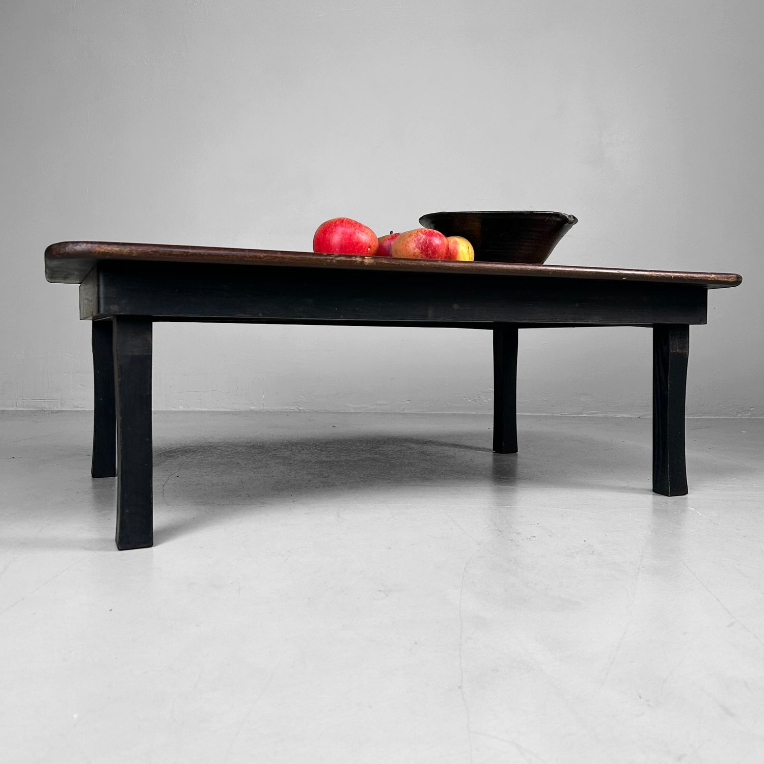 Minimalistische Japanse lage Tafel, Chabudai, jaren ’50