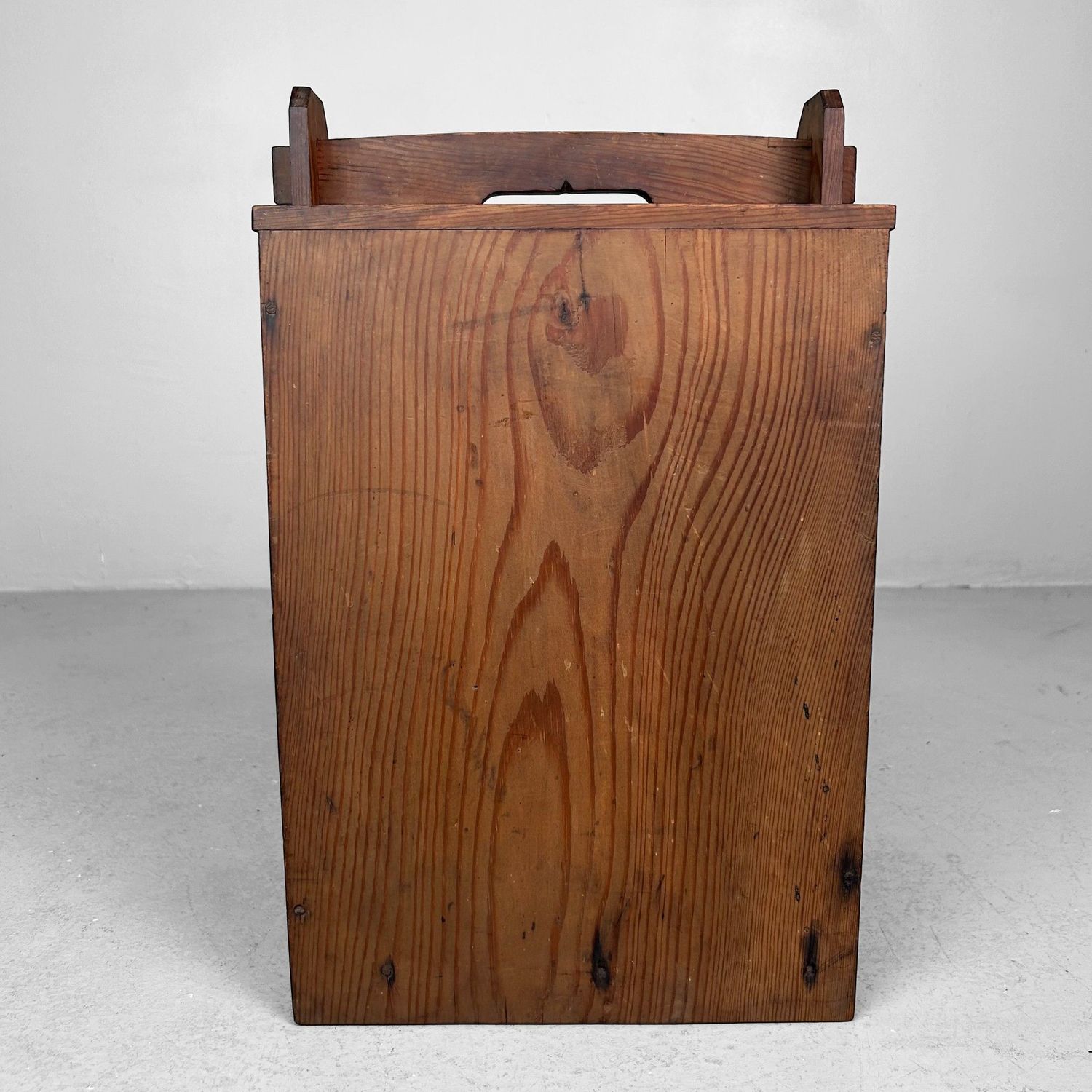 ​Sarabako (皿箱), Wooden Carrying Chest / Storage Piece, Japan, 1897
