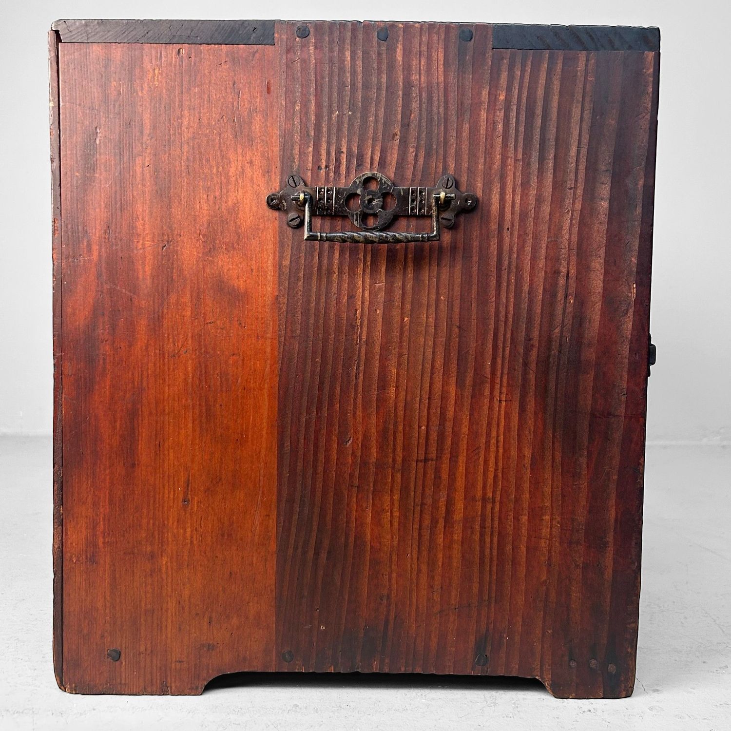 Klein Japans Houten Opbergmeubel, 1930s