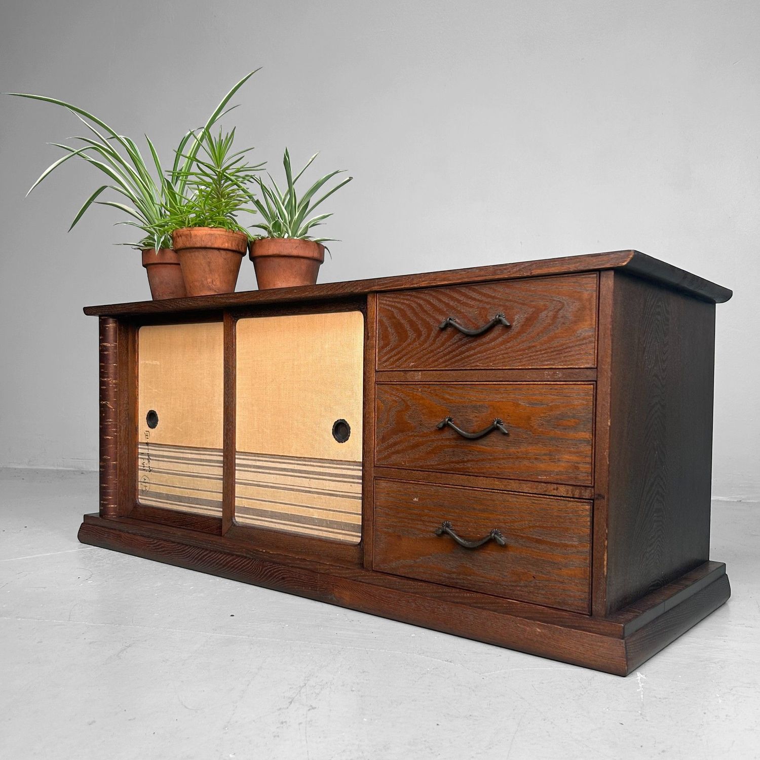 Japanse Tokonoma Tansu, Laag Minimalistisch Display Meubel, 1950s