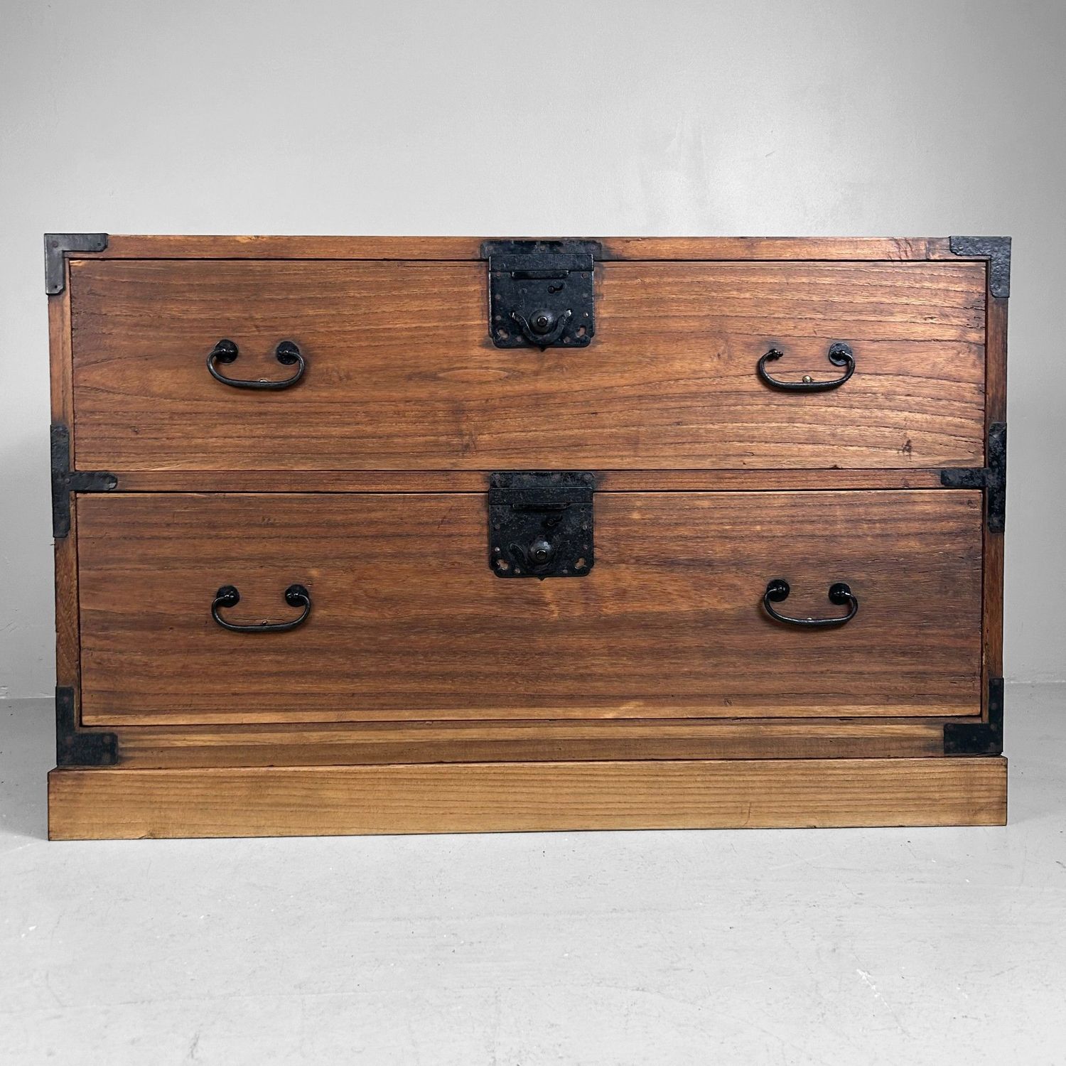 Traditionele Japanse Kimono Tansu Ladekast – 1920s