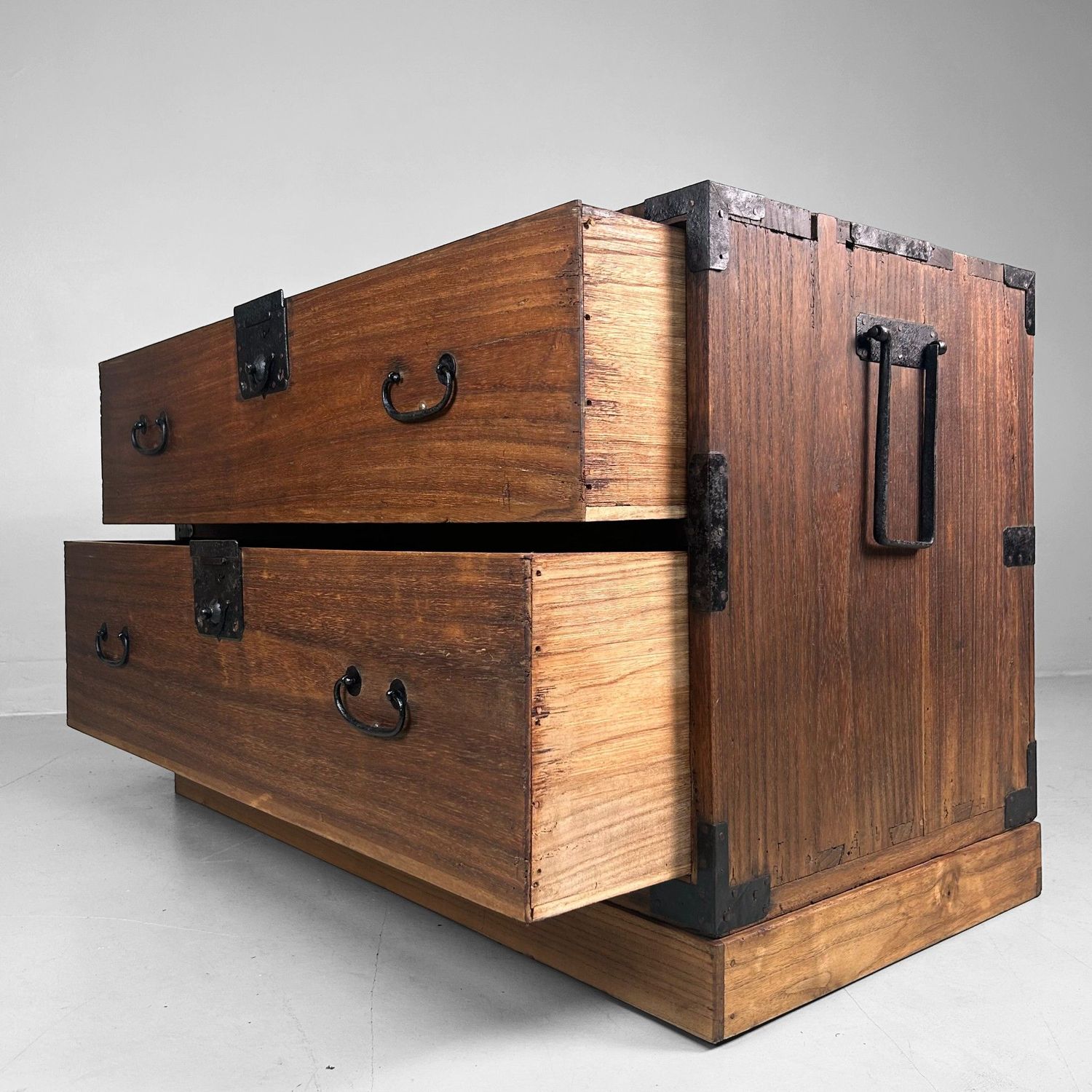 Traditionele Japanse Kimono Tansu Ladekast – 1920s