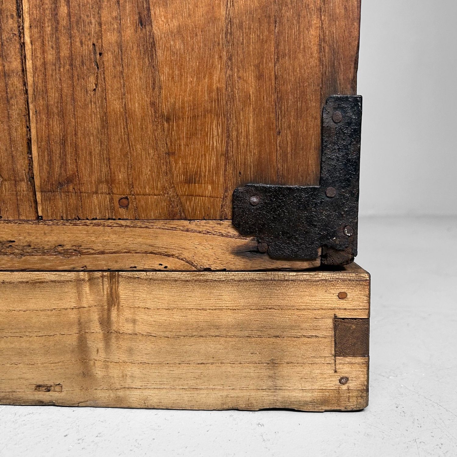 Traditionele Japanse Kimono Tansu Ladekast – 1920s