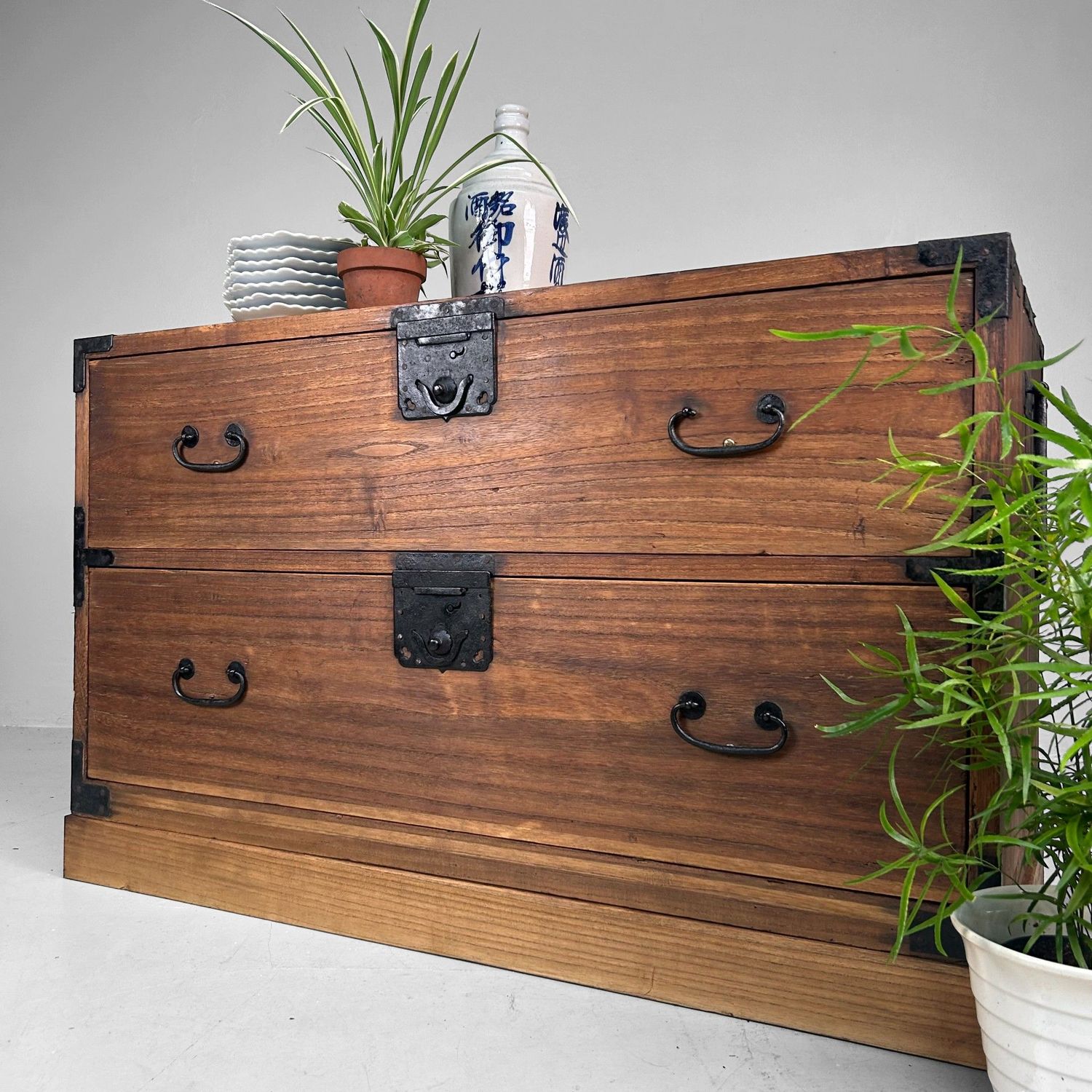 Traditionele Japanse Kimono Tansu Ladekast – 1920s