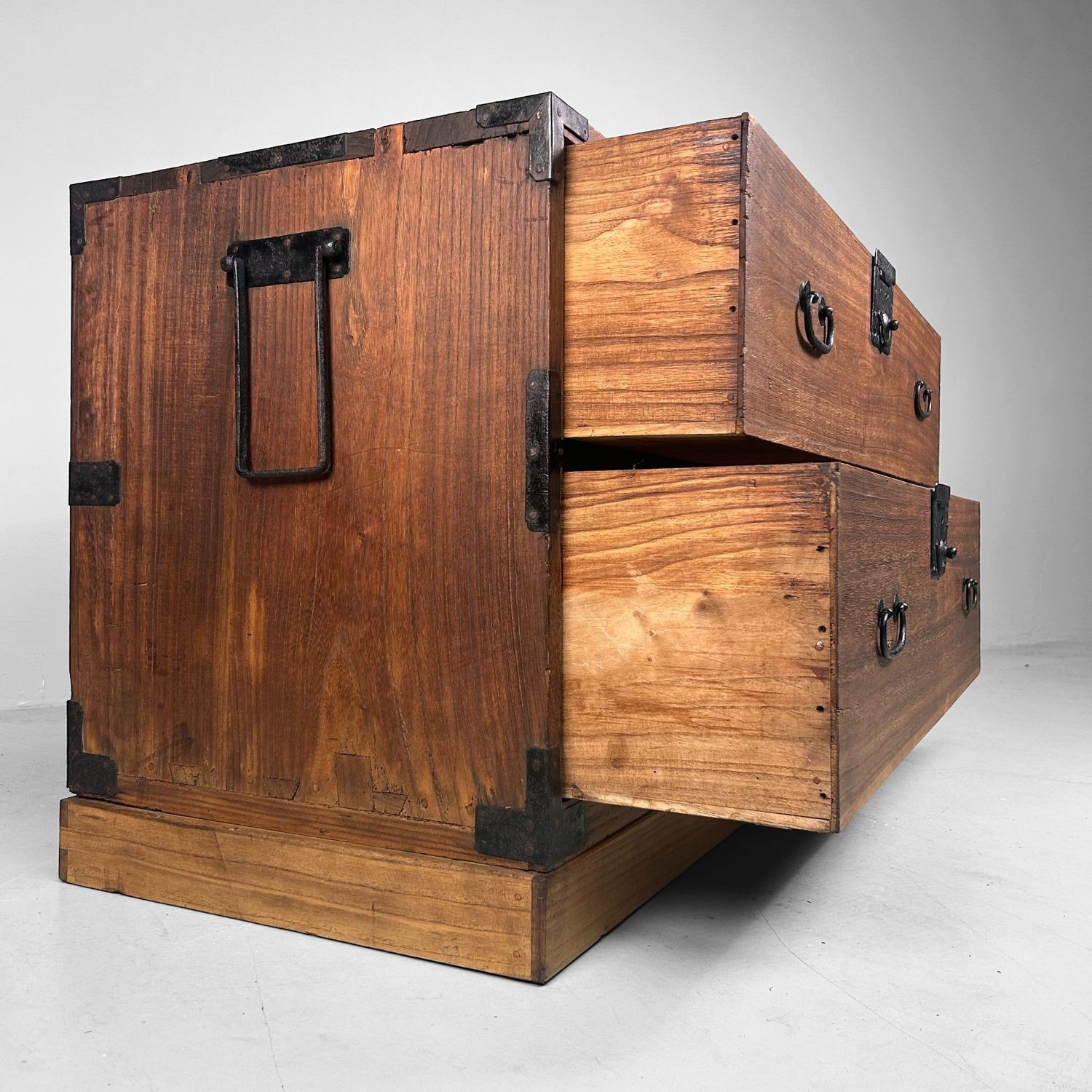 Traditionele Japanse Kimono Tansu Ladekast – 1920s