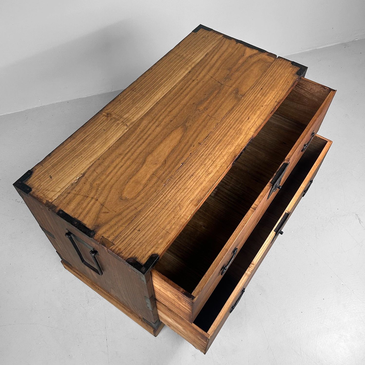 Traditionele Japanse Kimono Tansu Ladekast – 1920s