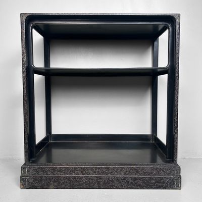 ​Japanse Gelakte Tana, Displaykast met Parelmoer (Raden), ca. 1915