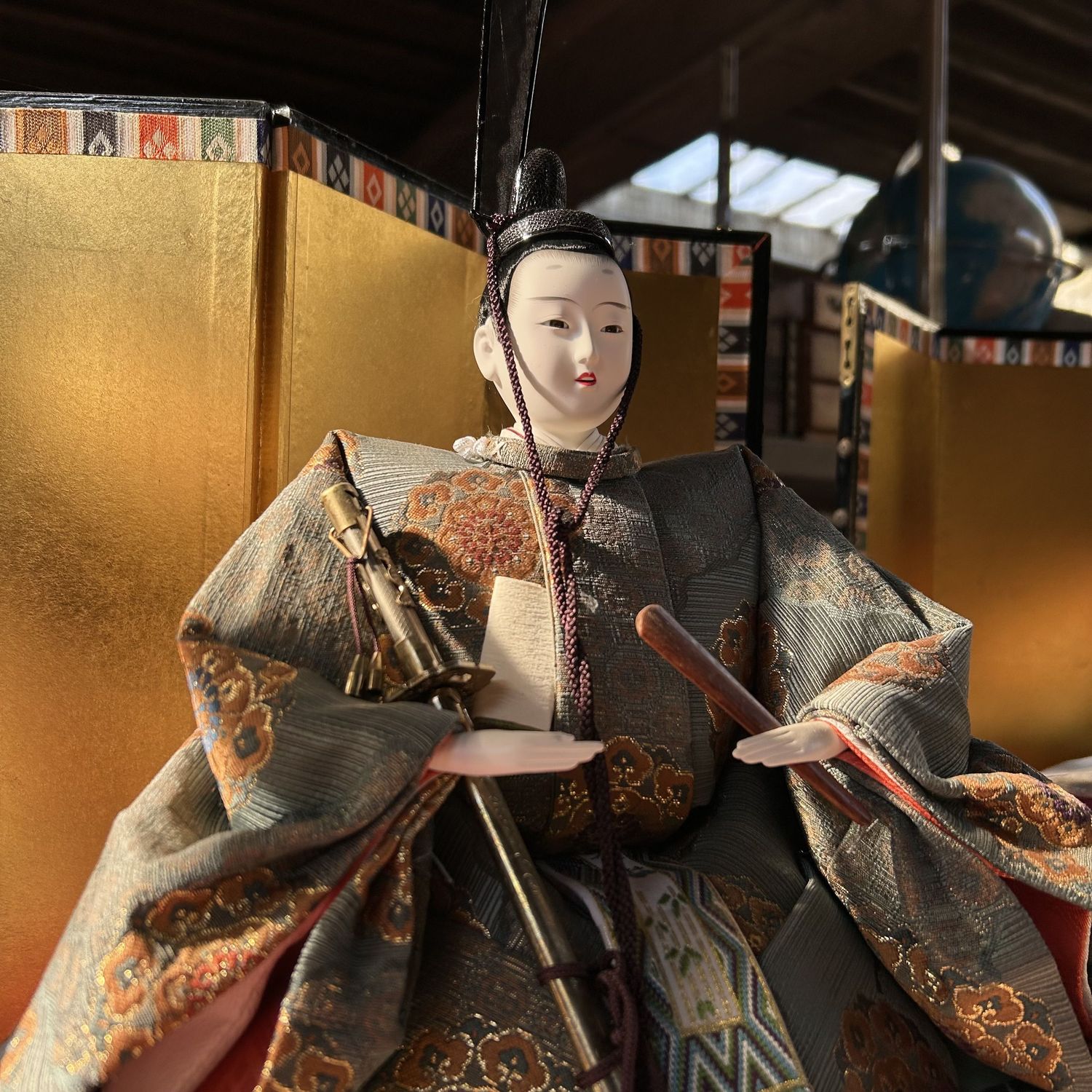 Large Hina Ningyō — Emperor & Empress, complete court — 1980s