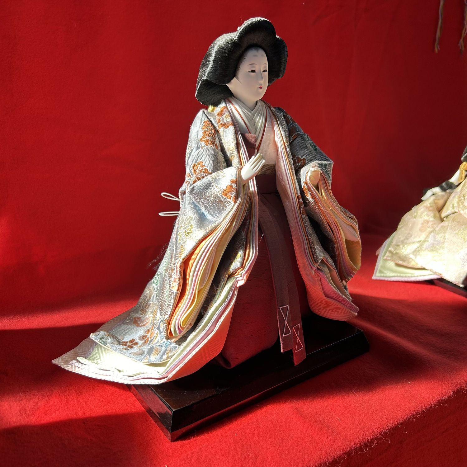 Large Hina Ningyō — Emperor & Empress, complete court — 1980s