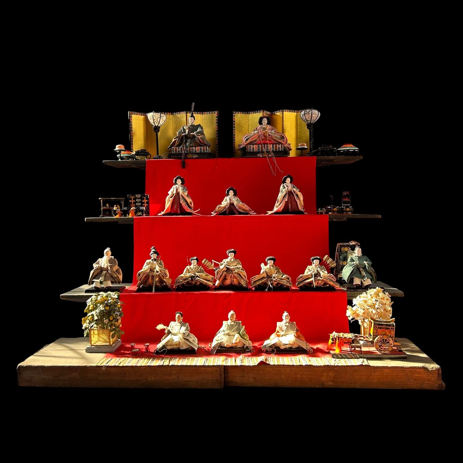 Large Hina Ningyō — Emperor & Empress, complete court — 1980s