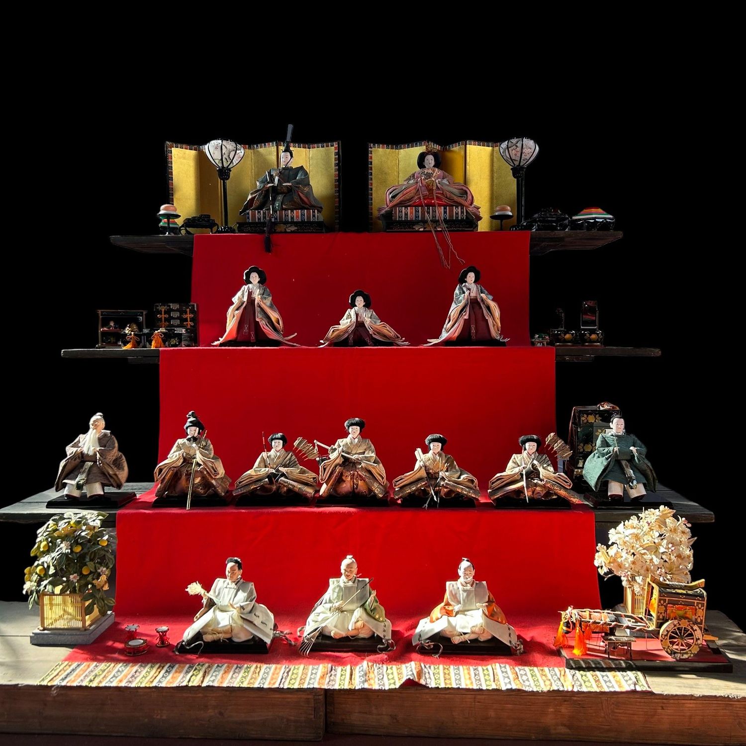 Large Hina Ningyō — Emperor & Empress, complete court — 1980s