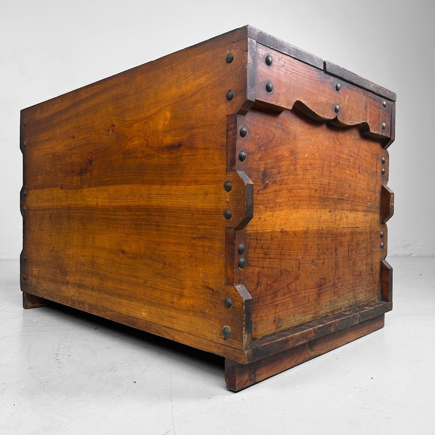 Vintage Japanse Houten Kist,  Opbergmeubel, 1920s