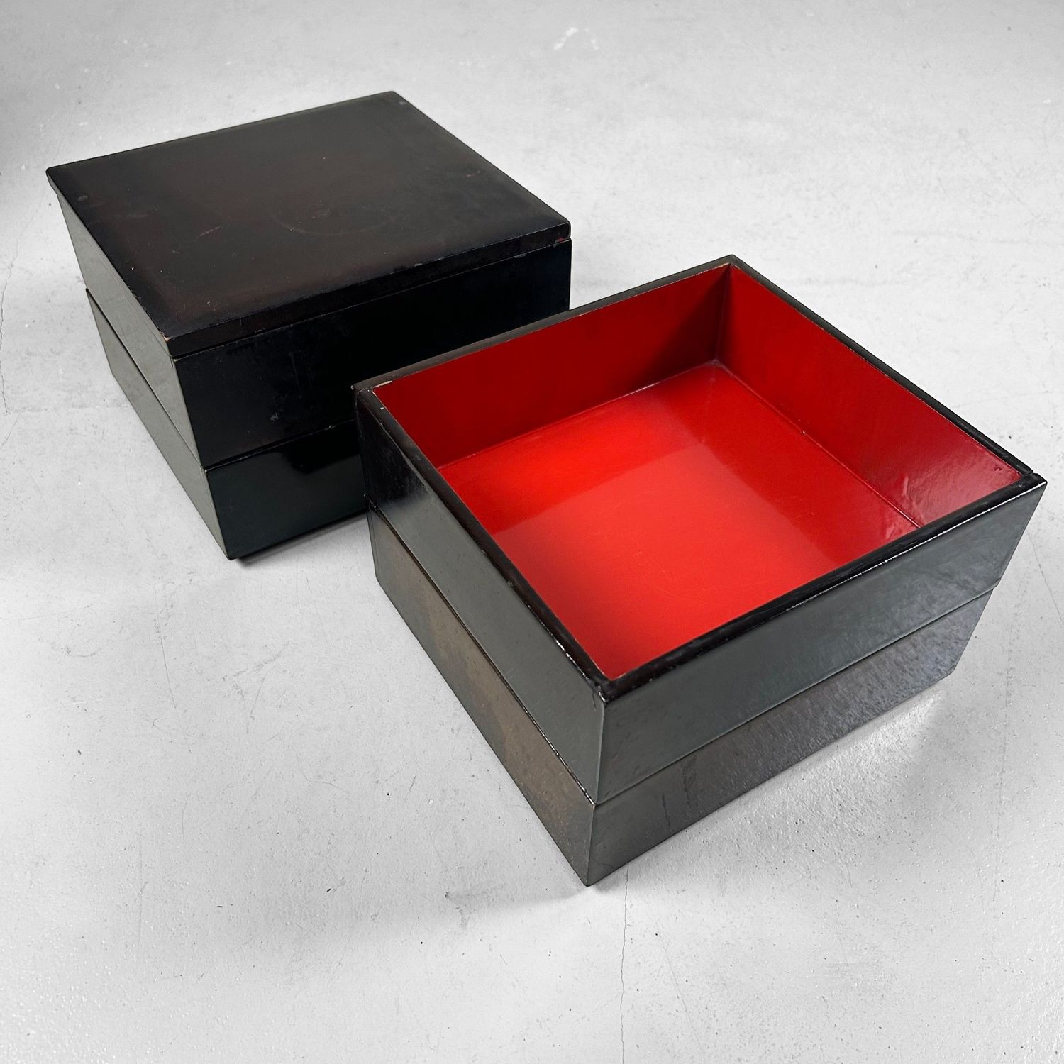 Antique Japanese Jubako in Wooden Storage Box, 1880s Antique Japanese Jubako in Wooden Storage Box, 1880s