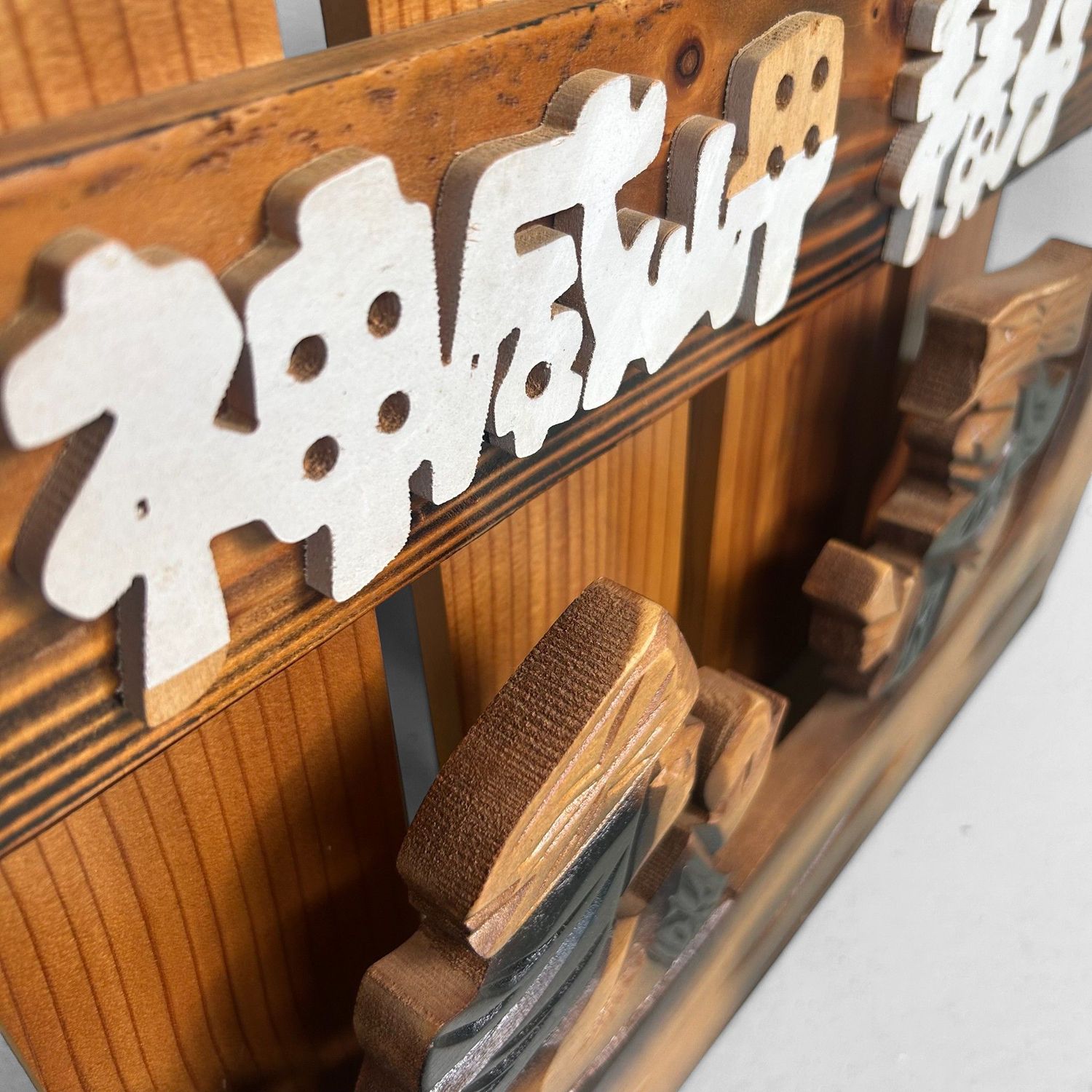 Ainu Houten Wandhouder, Man en Vrouw in Boot, 1970s