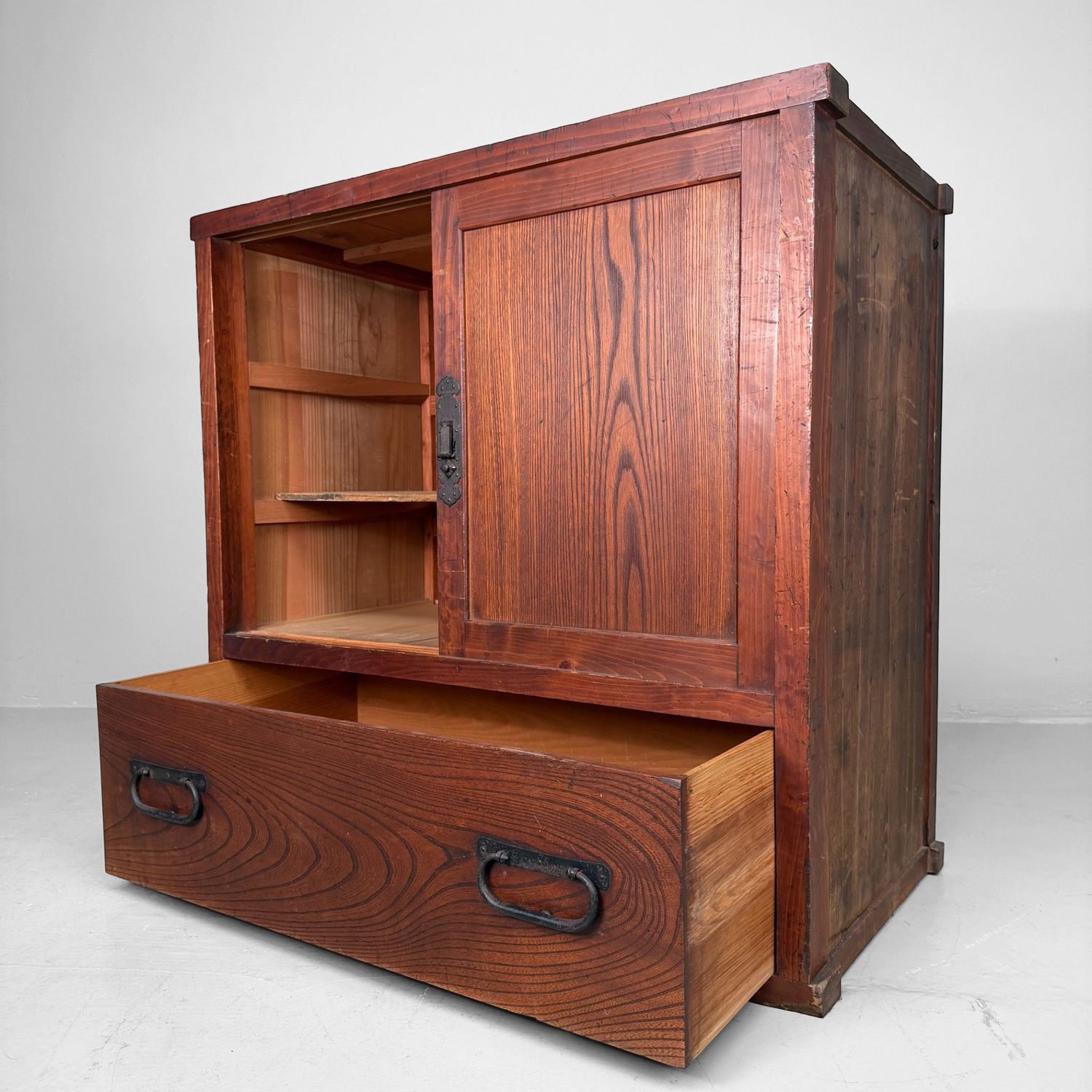 Japanse Tansu, Opbergmeubel met Schuifdeuren en Lade, 1910s