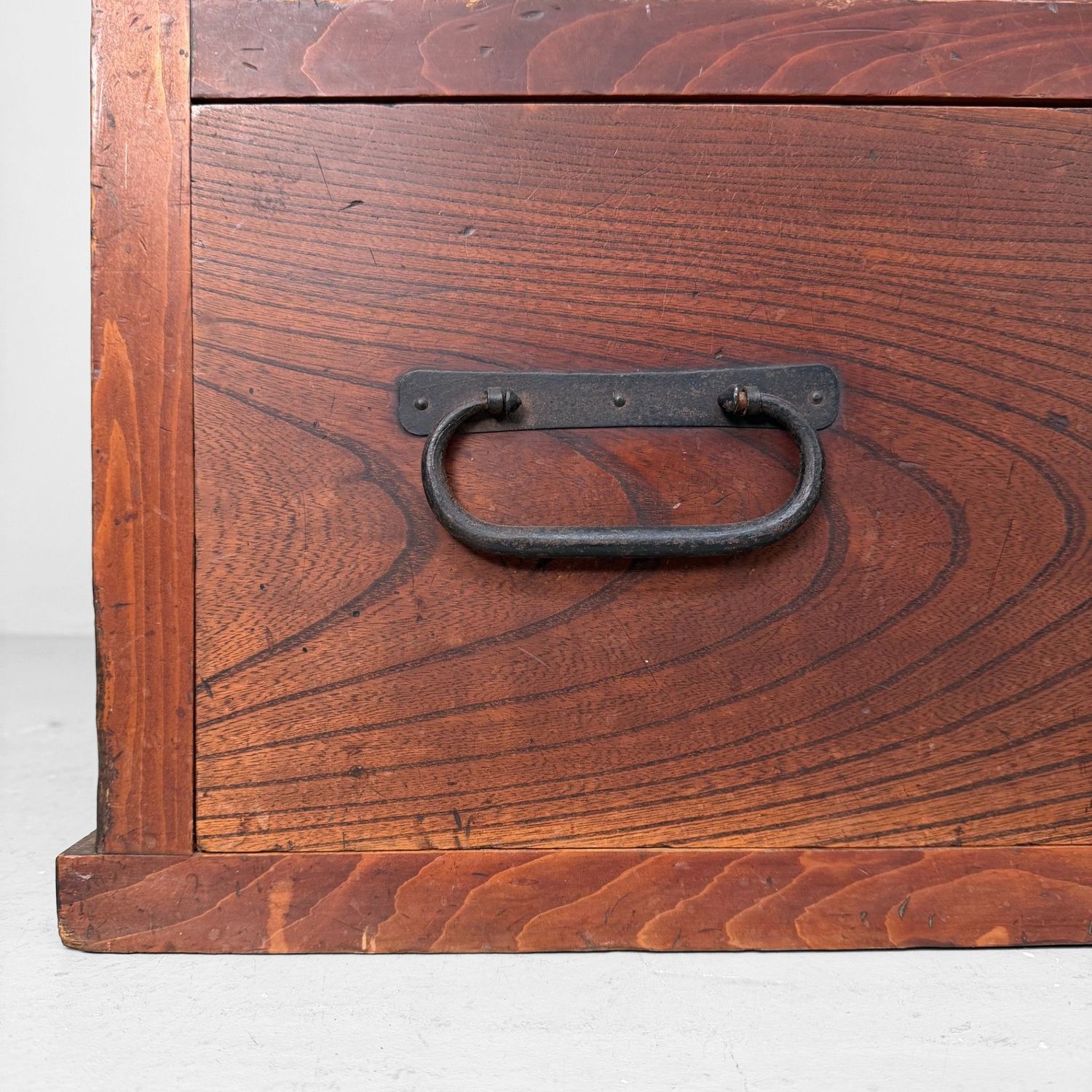 Japanse Tansu, Opbergmeubel met Schuifdeuren en Lade, 1910s