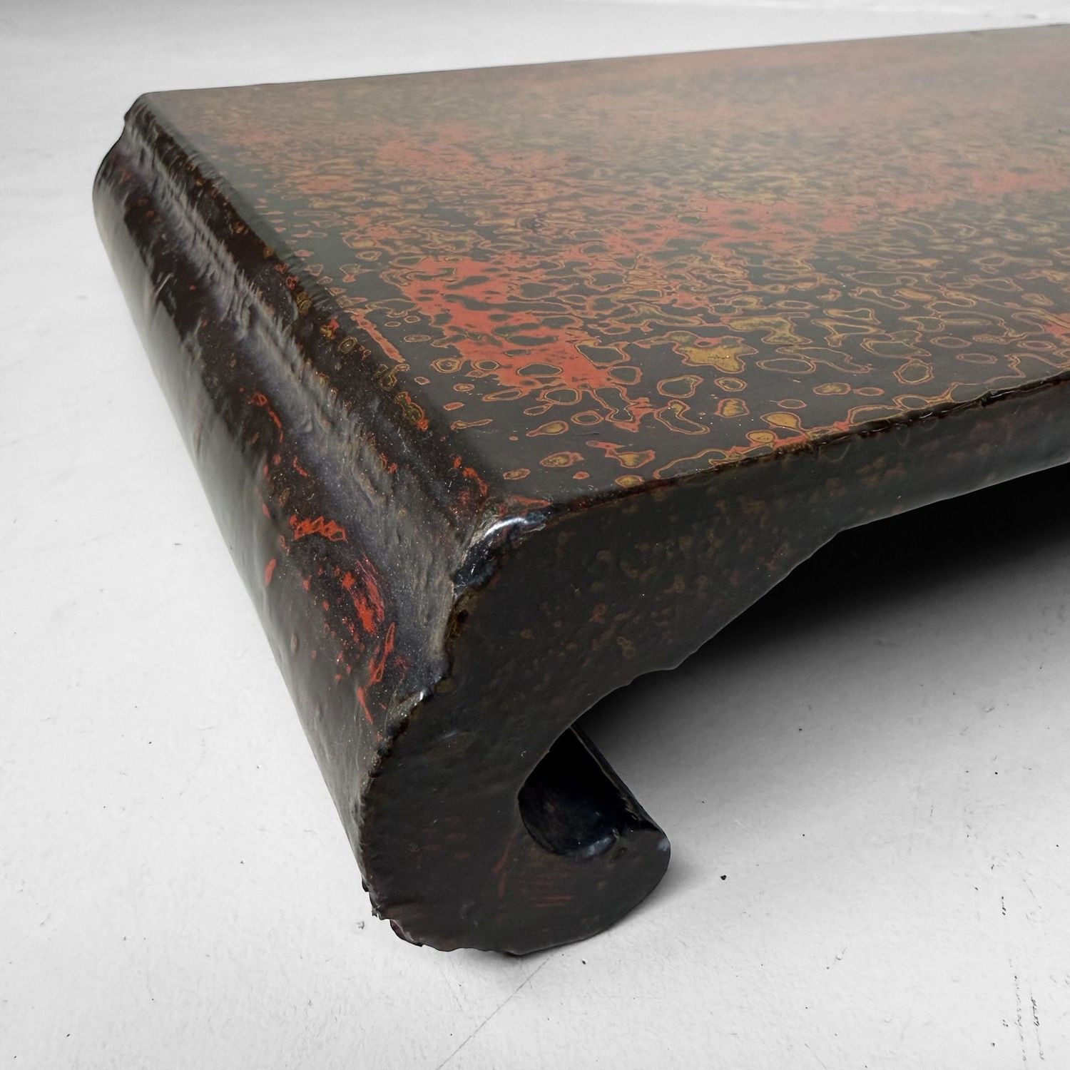 Japans Gelakt Display Tafeltje, Koita, Tsugaru-nuri, 1920s