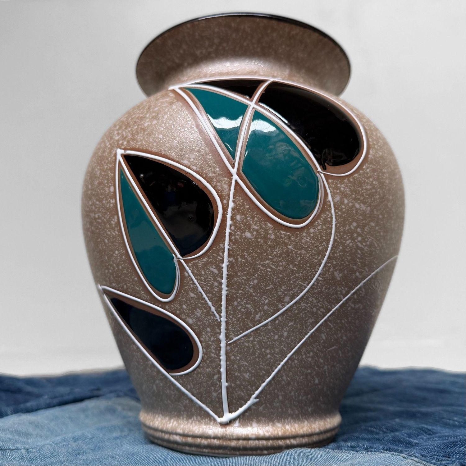 Japanese Ikebana Vase, Suiei Tōki, 1970s