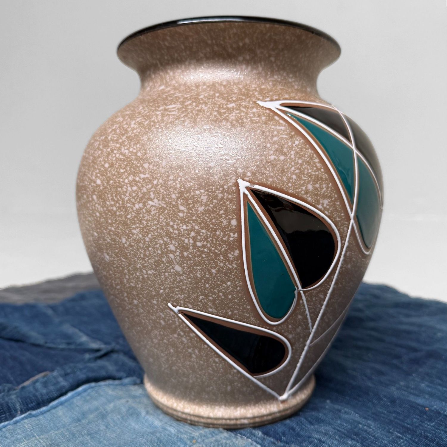 Japanese Ikebana Vase, Suiei Tōki, 1970s