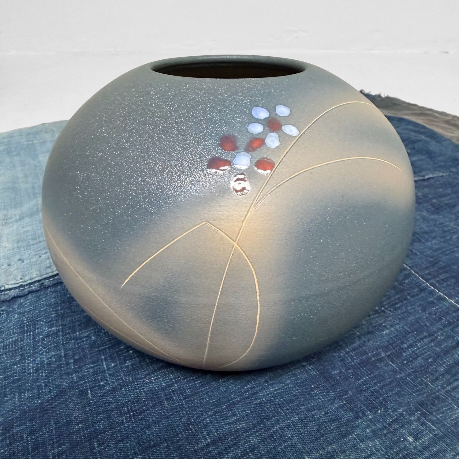 Vintage Japanese Shigaraki Ikebana Flower Vase, 1970s Vintage Japanese Shigaraki Ikebana Flower Vase, 1970s