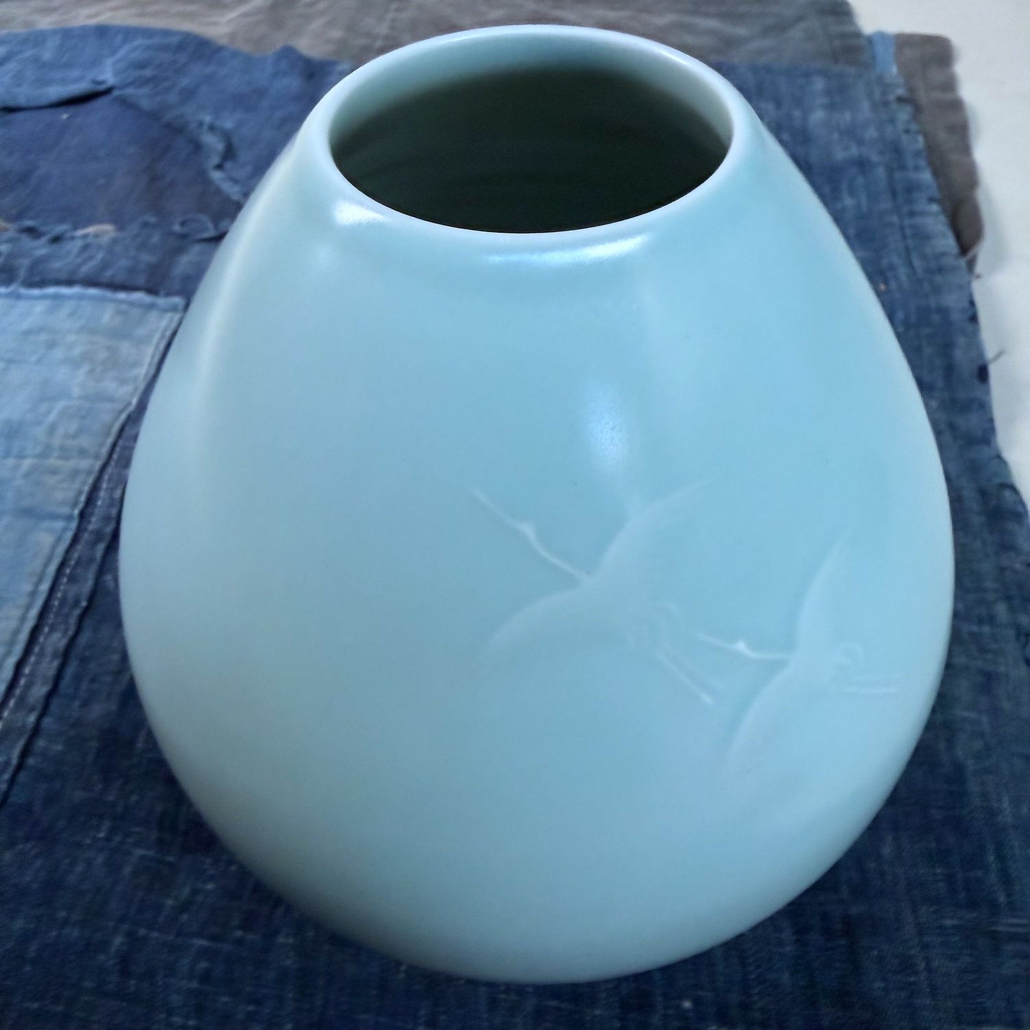 Japanese Kiyomizu Celadon Vase with Cranes, 1970s Japanese Kiyomizu Celadon Vase with Cranes, 1970s