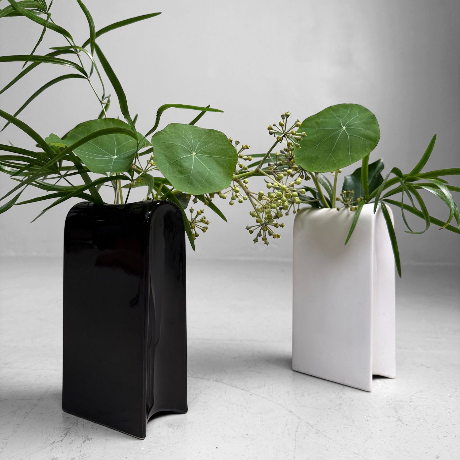 Set ​Japanse Modernistische Ikebana, Bloemenvazen, 1970s.