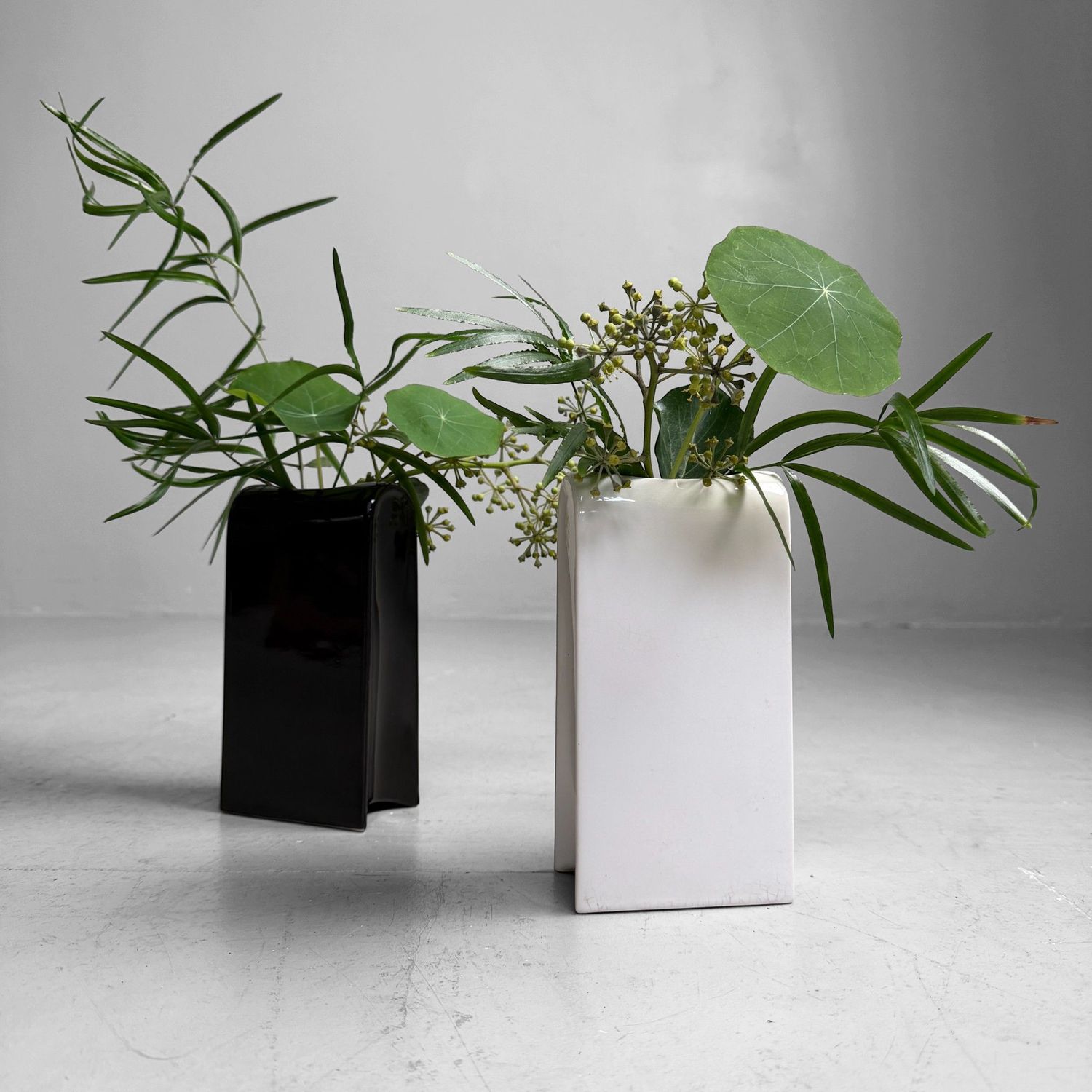 Set ​Japanse Modernistische Ikebana, Bloemenvazen, 1970s.